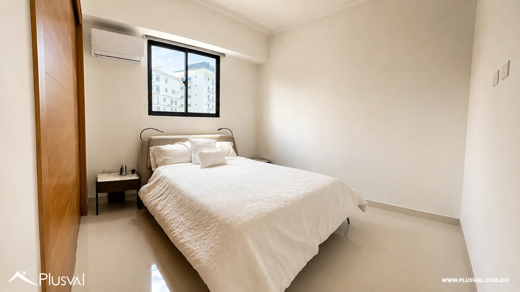Amplio apartamento en alquiler en Renacimiento 517181