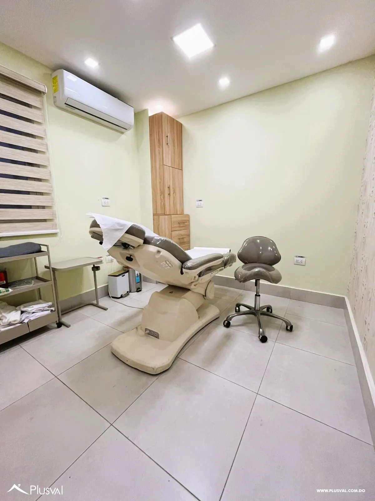 Local equipado para centro de estética en alquiler en Gazcue 467174