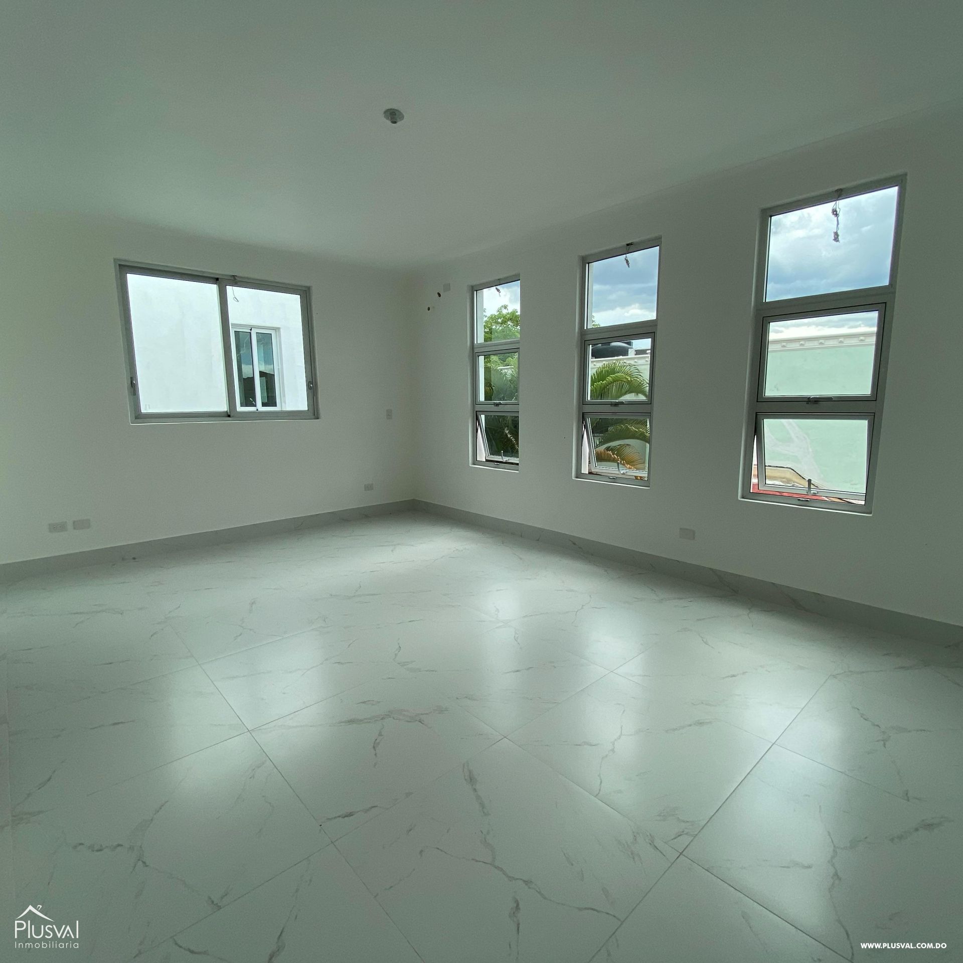 Apartamentos tipo casa en edificio exclusivo 433098