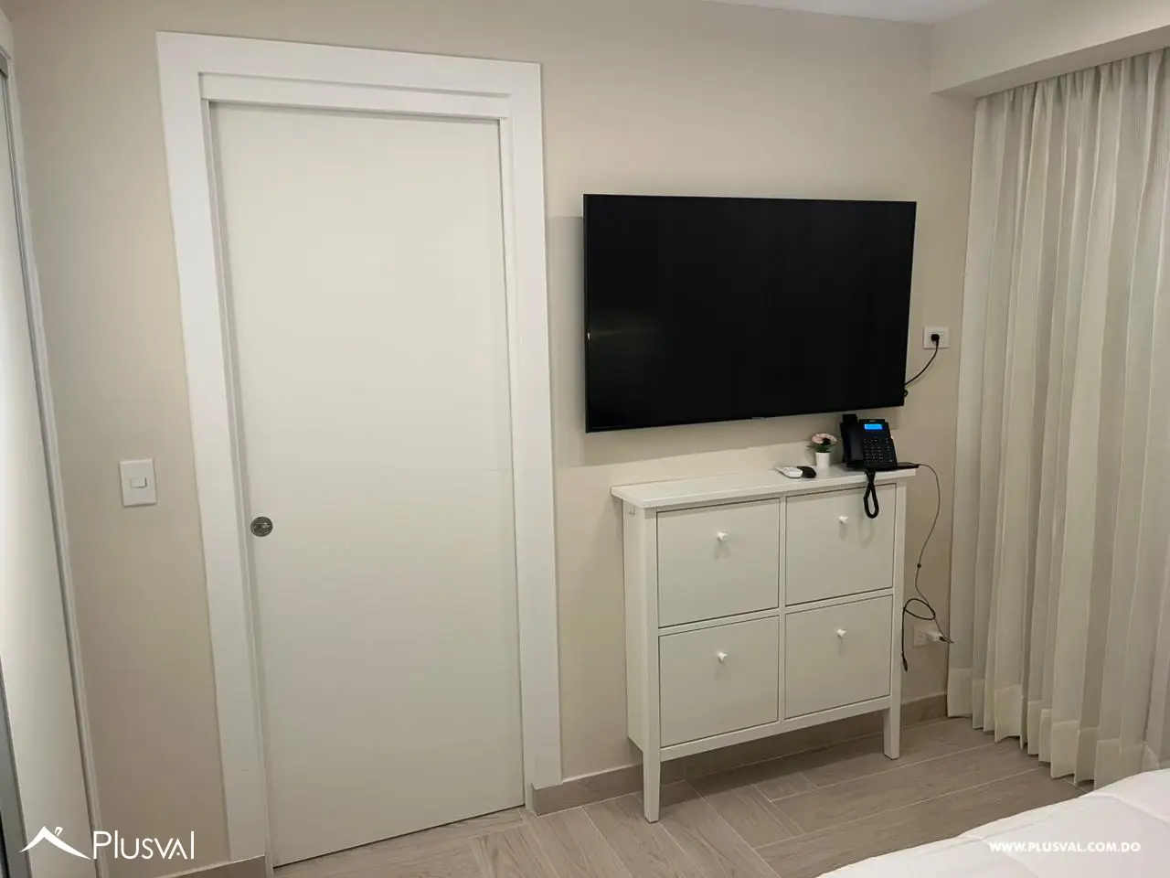 Moderno apartamento finamente amueblado en  Naco. 470376