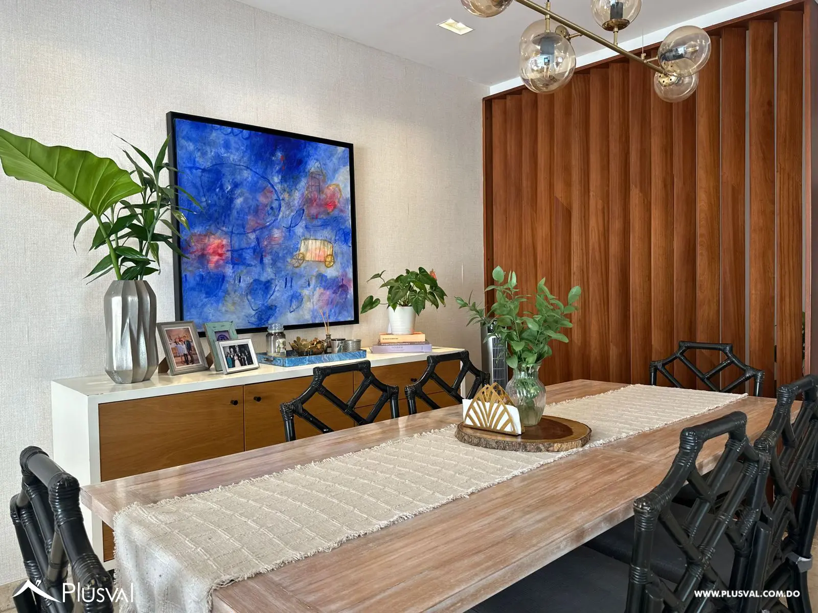 Apartamento en venta en zona exclusiva, Naco. 471865