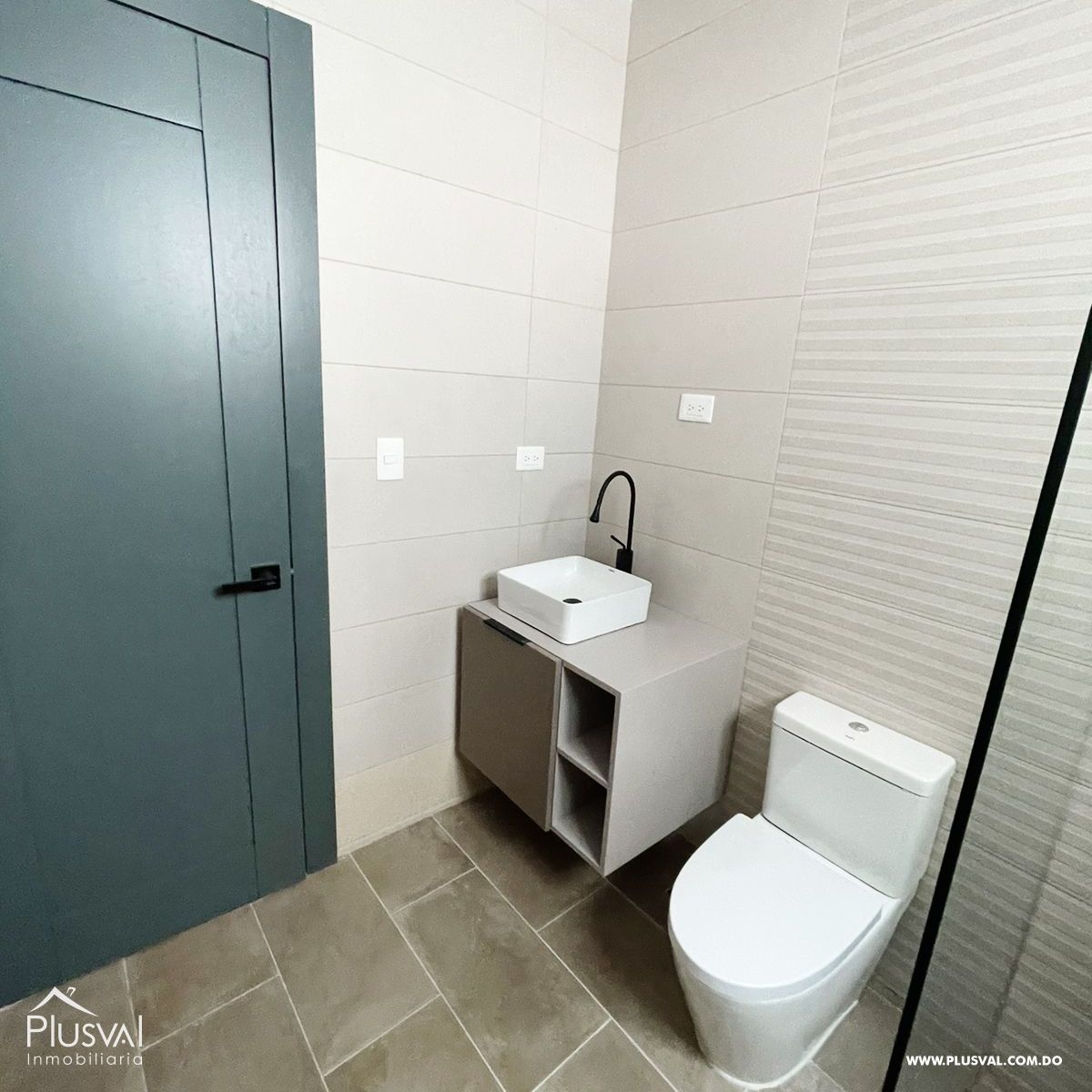 Penthouse Moderno con Terraza y Espacios Únicos en Los Álamos 405125