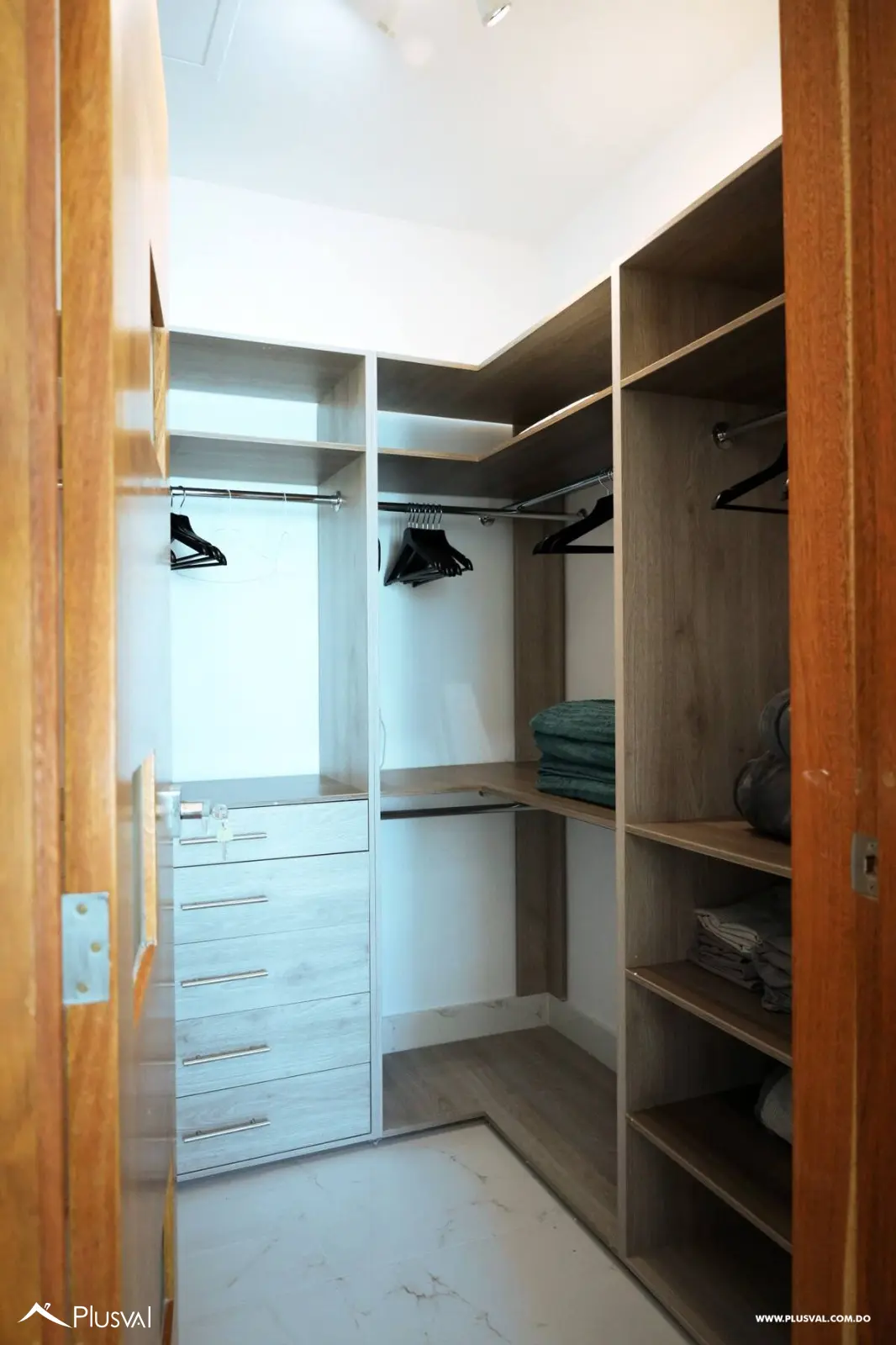 Apartamento en alquiler, en Piantini 467438