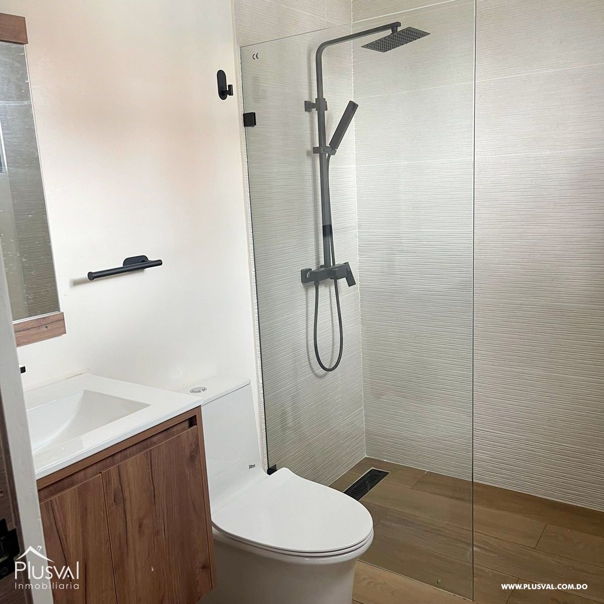 Apartamento piso alto con LB completa 383128