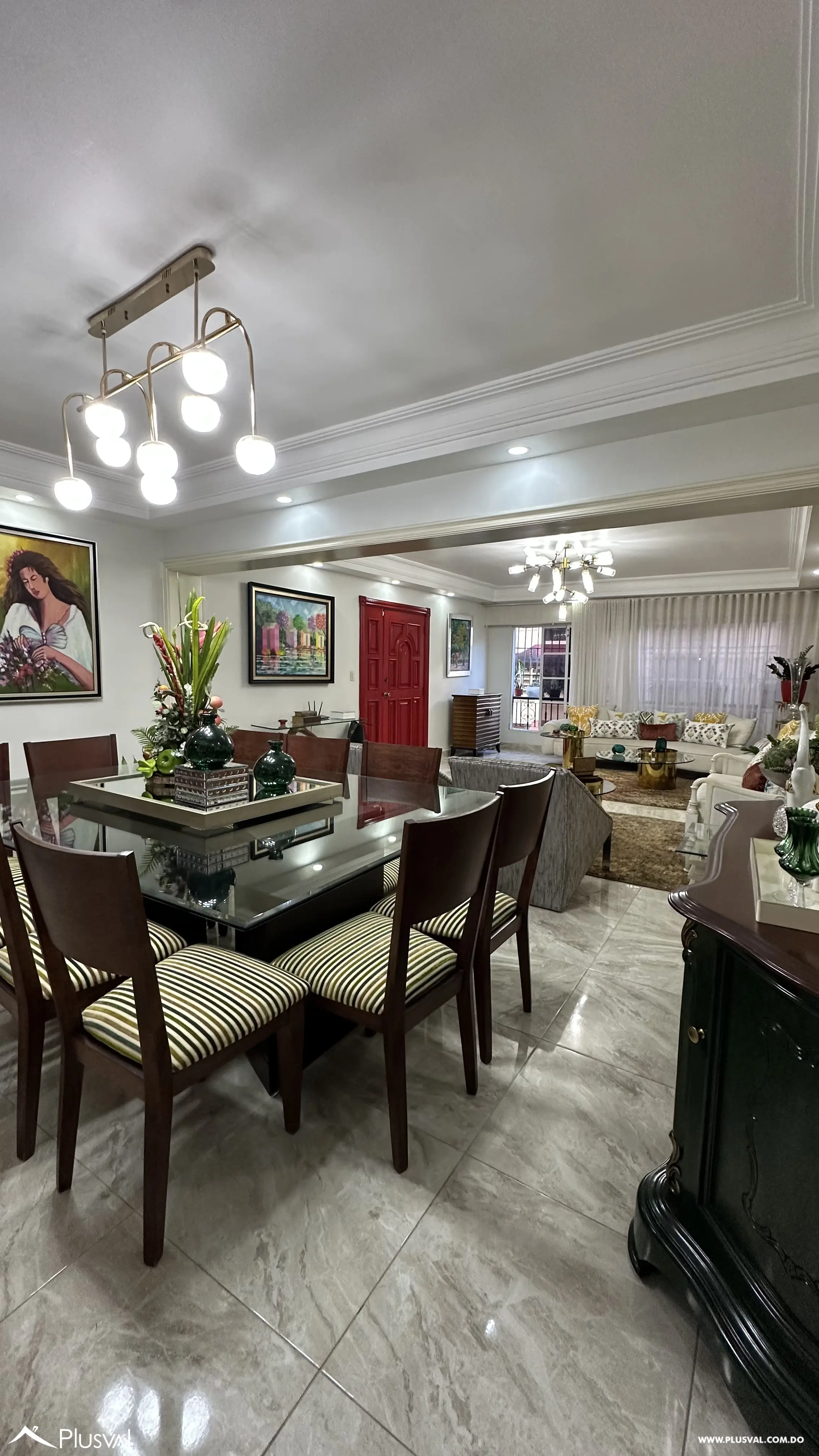 Apartamento en Venta en Evaristo Morales | 3 Habitaciones y 2 Parqueos en Santo Domingo 505384