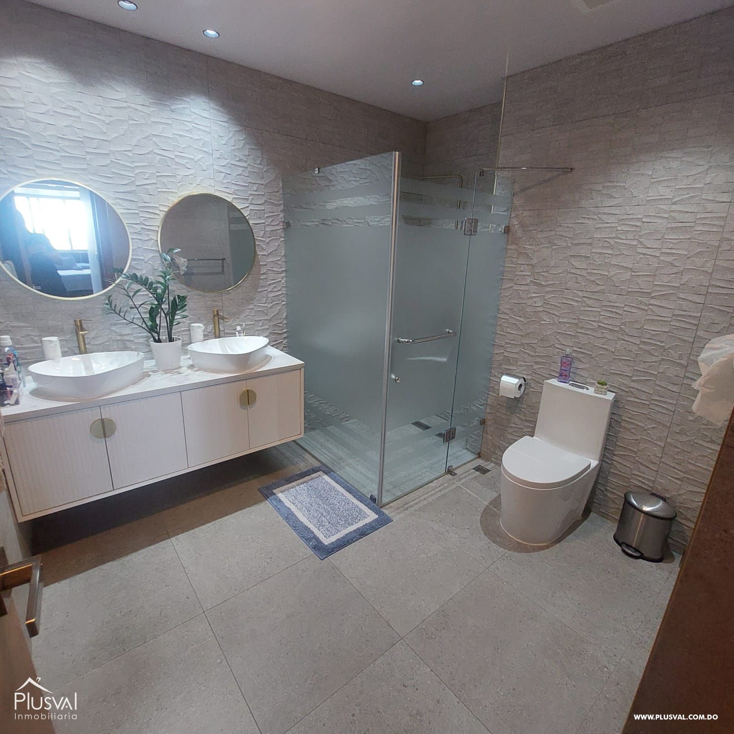 Moderno apartamento amueblado y equipado en alquiler 393526