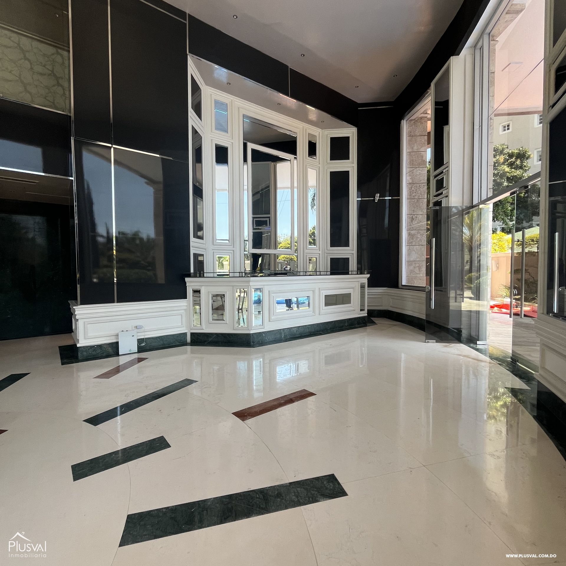 Apartamento en alquiler en plena Anacaona frente al parque 350039