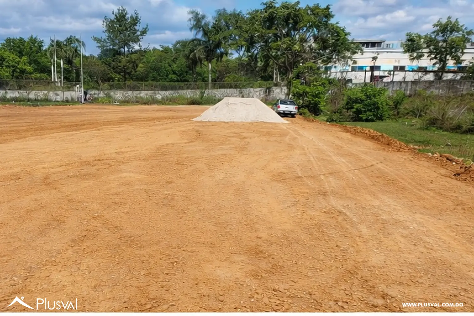 Solar 12,293 metros para múltiples usos en alquiler. 489245