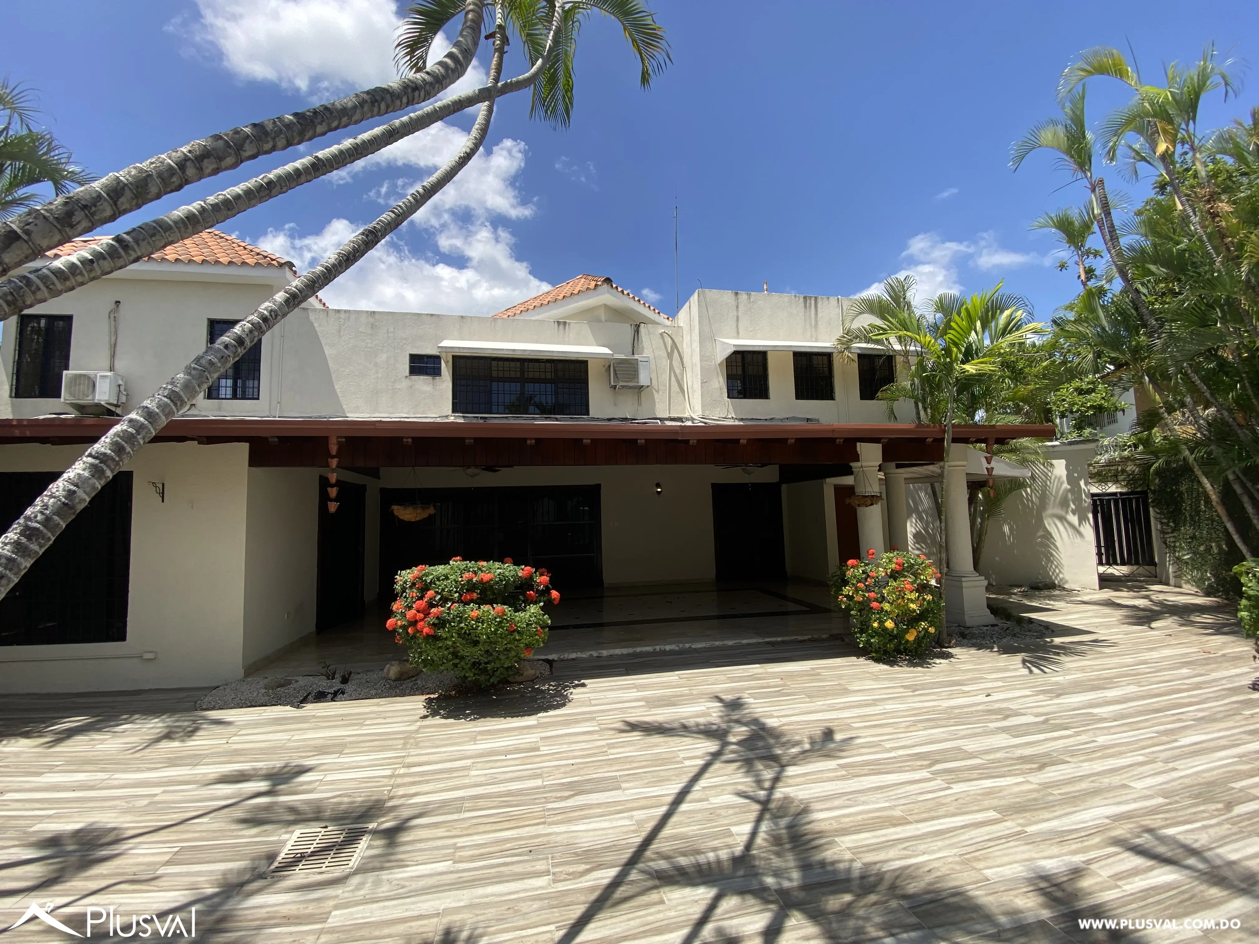 Alquilo Excelente Casa Residencial en Las Praderas 455481