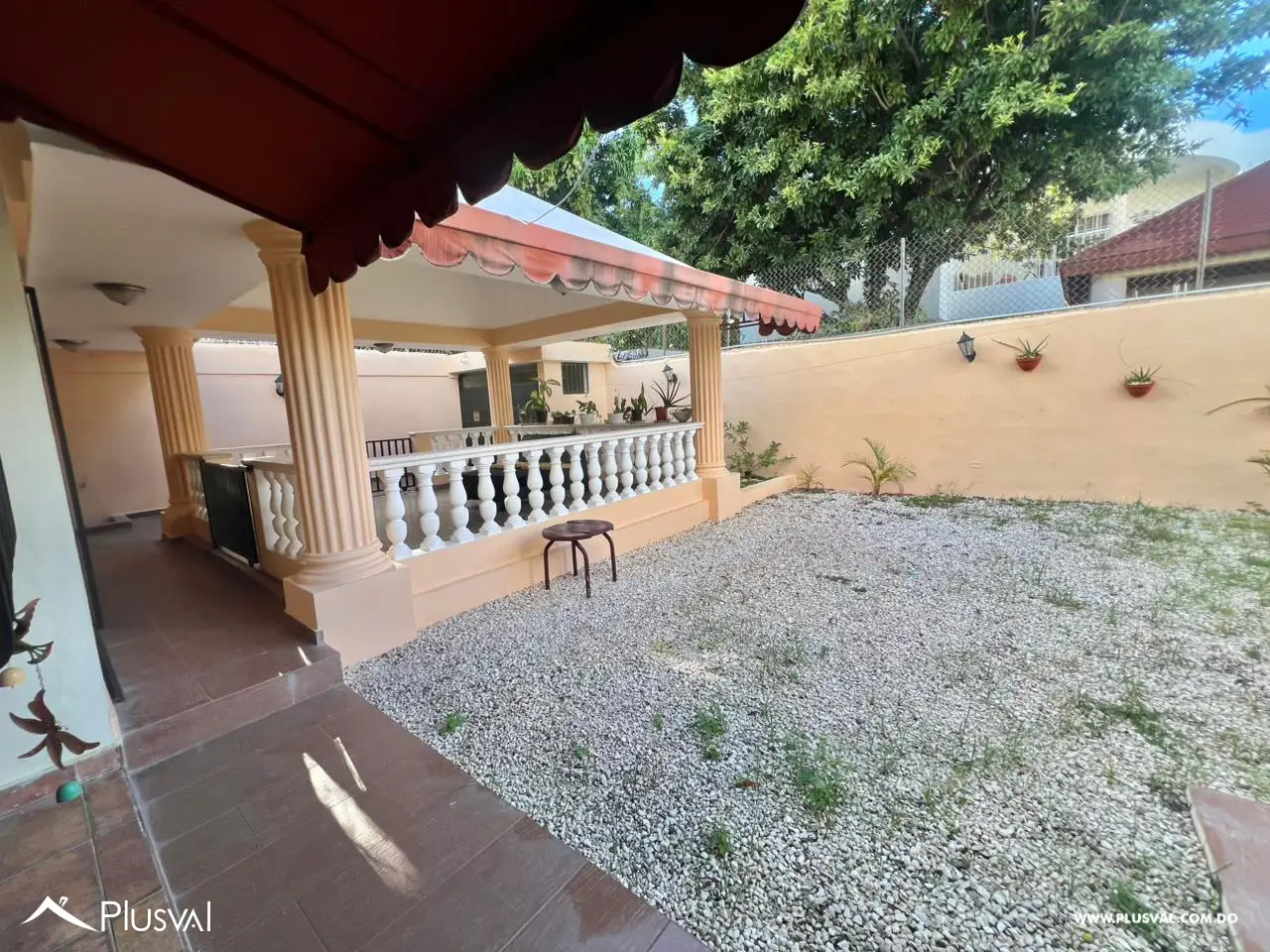 Casa en Bani de 6 habitaciones 499010