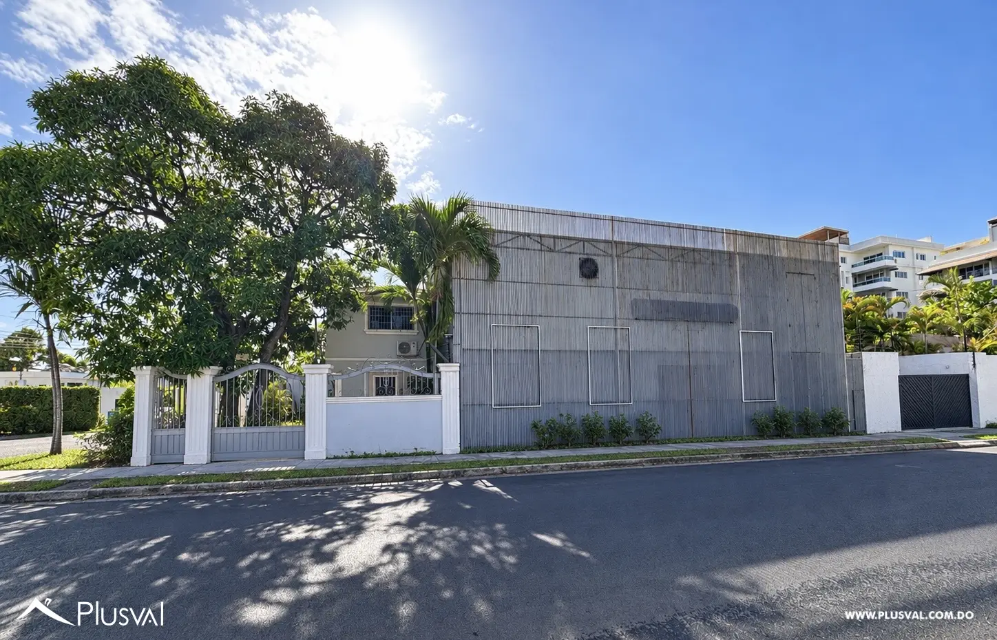 Casa comercial en alquiler en la Castellana 536227