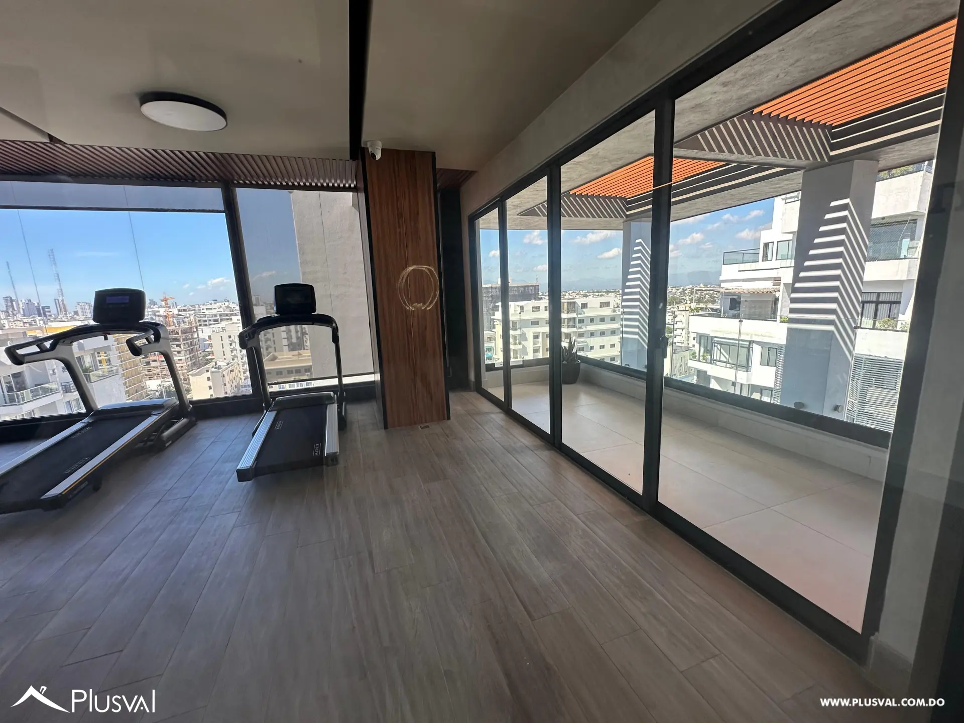 Apartamento de 1 habitación en alquiler en Evaristo Morales 484035