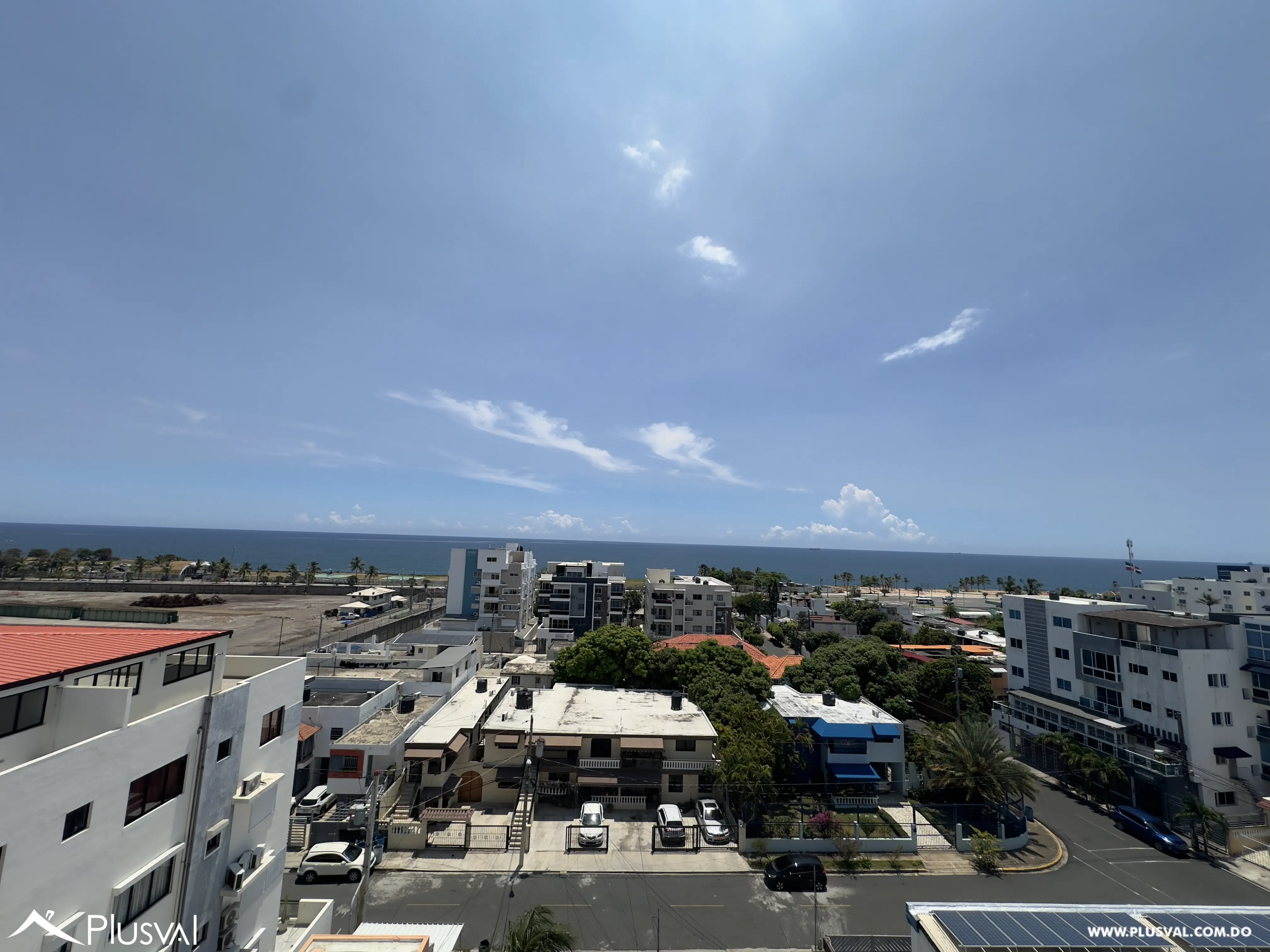 Apartamento en alquiler de 3 habitaciones en Urbanización Tropical 459779