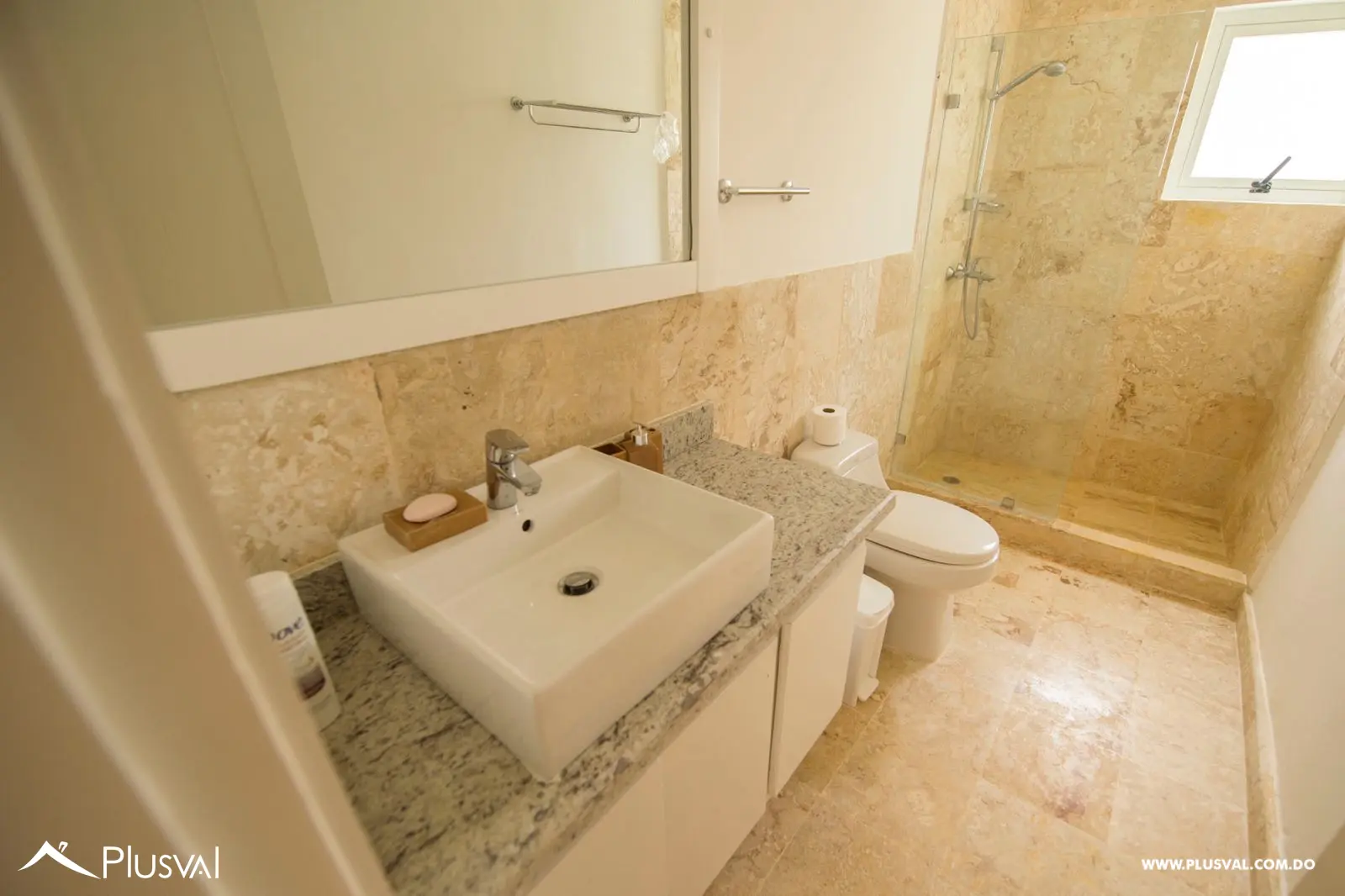 Hermoso apartamento con terraza en Coson en primera linea de playa 482405