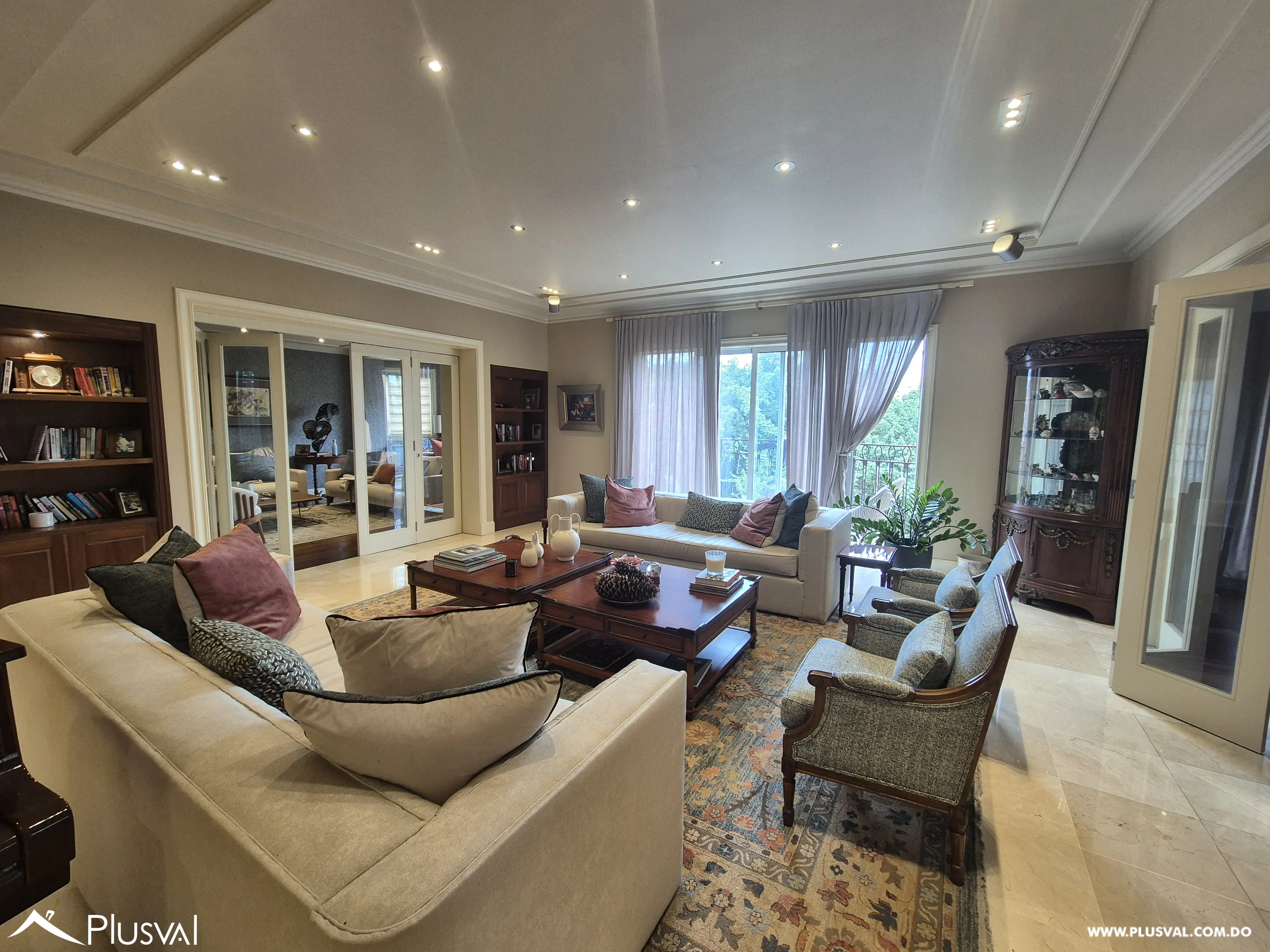 Apartamento uno por piso en venta en Serralles en piso alto 456279