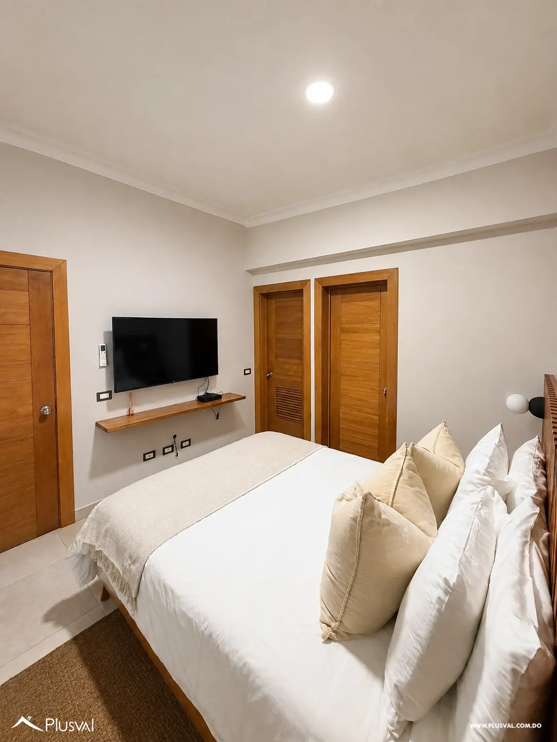 Alquiler de Apartamento Amueblado en La Esperilla | 2 Habs, 2.5 Baños y 2 Parqueos 529799