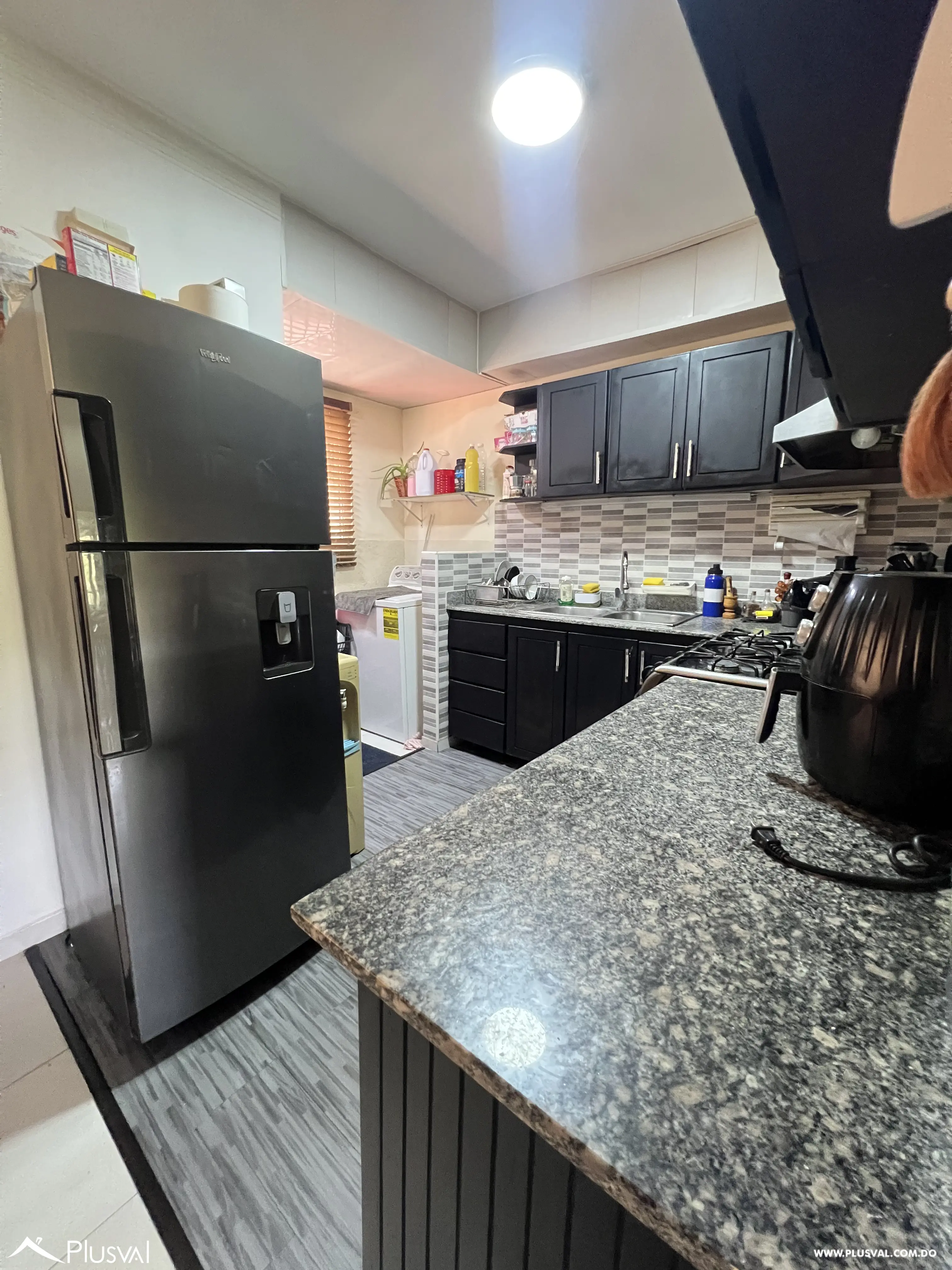Apartamento en tercer nivel  amueblado en alquiler en la monumental. 465705