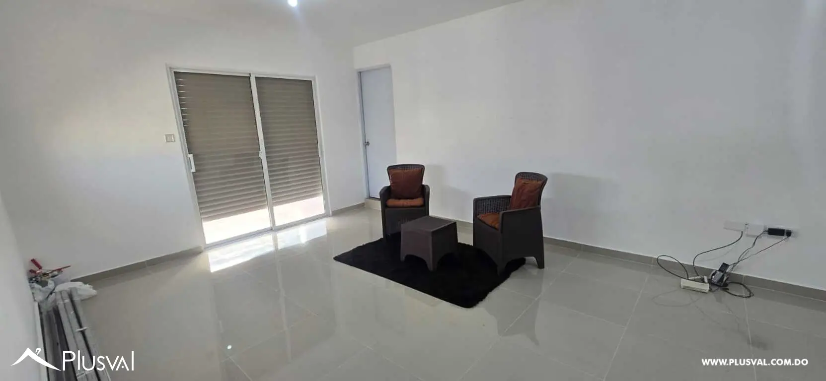 Apartamento en Venta de 3 Habitaciones en Alameda 516144