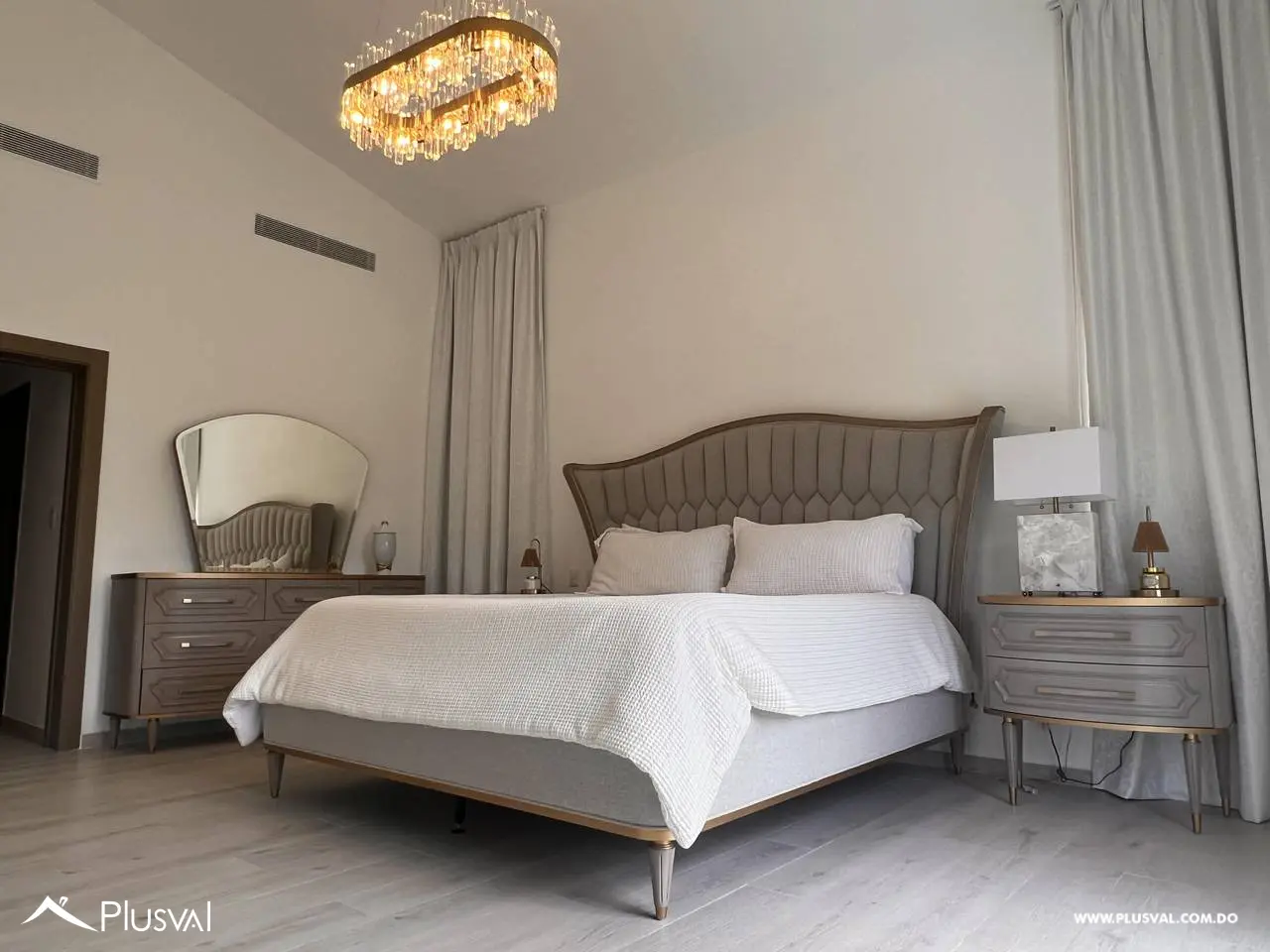 Casa en alquiler amueblada moderna de 4 habitaciones  en Cocotal Golf & Country Club 508059