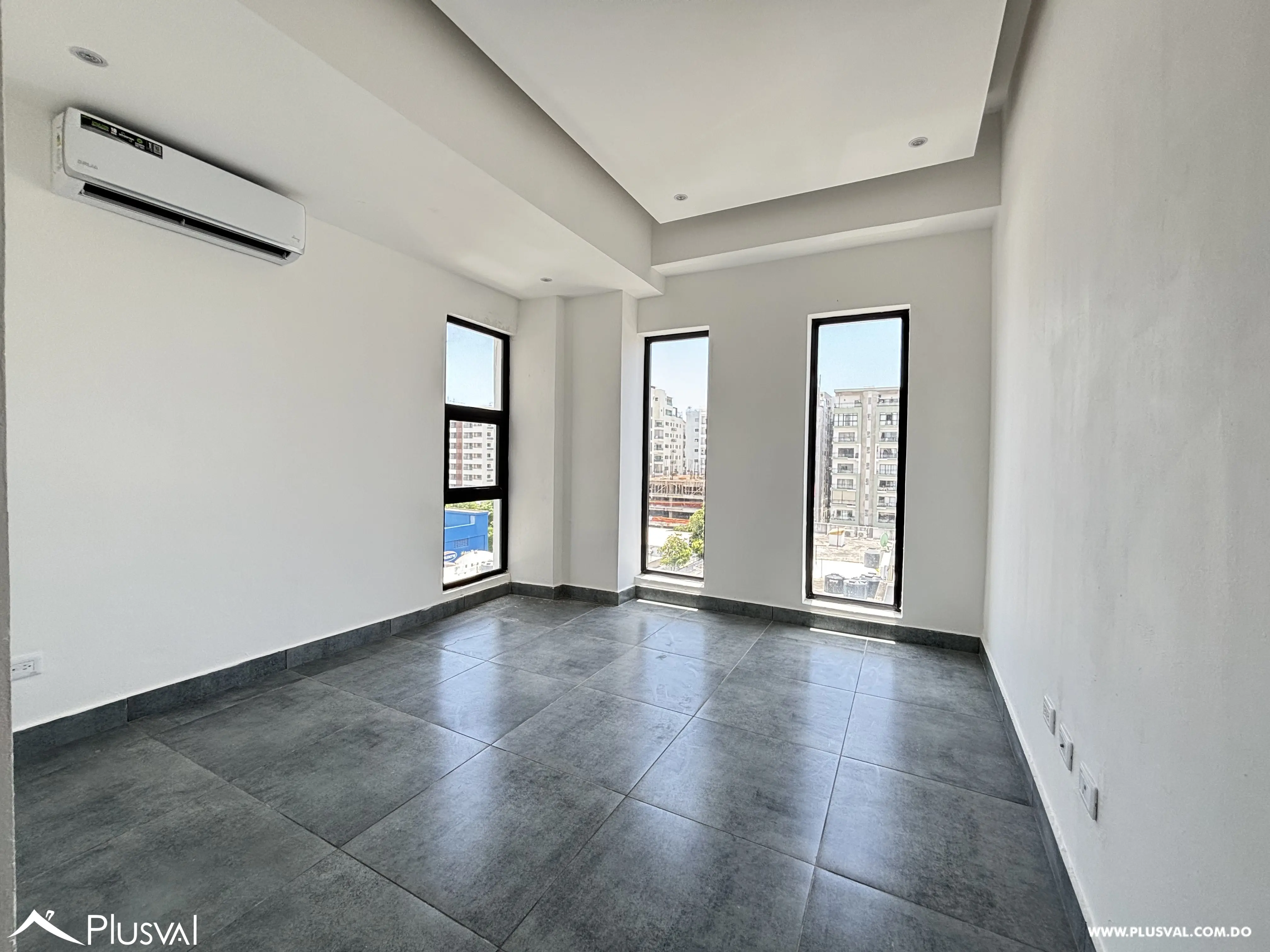 Apartamento Loft en venta en Evaristo Morales 464147
