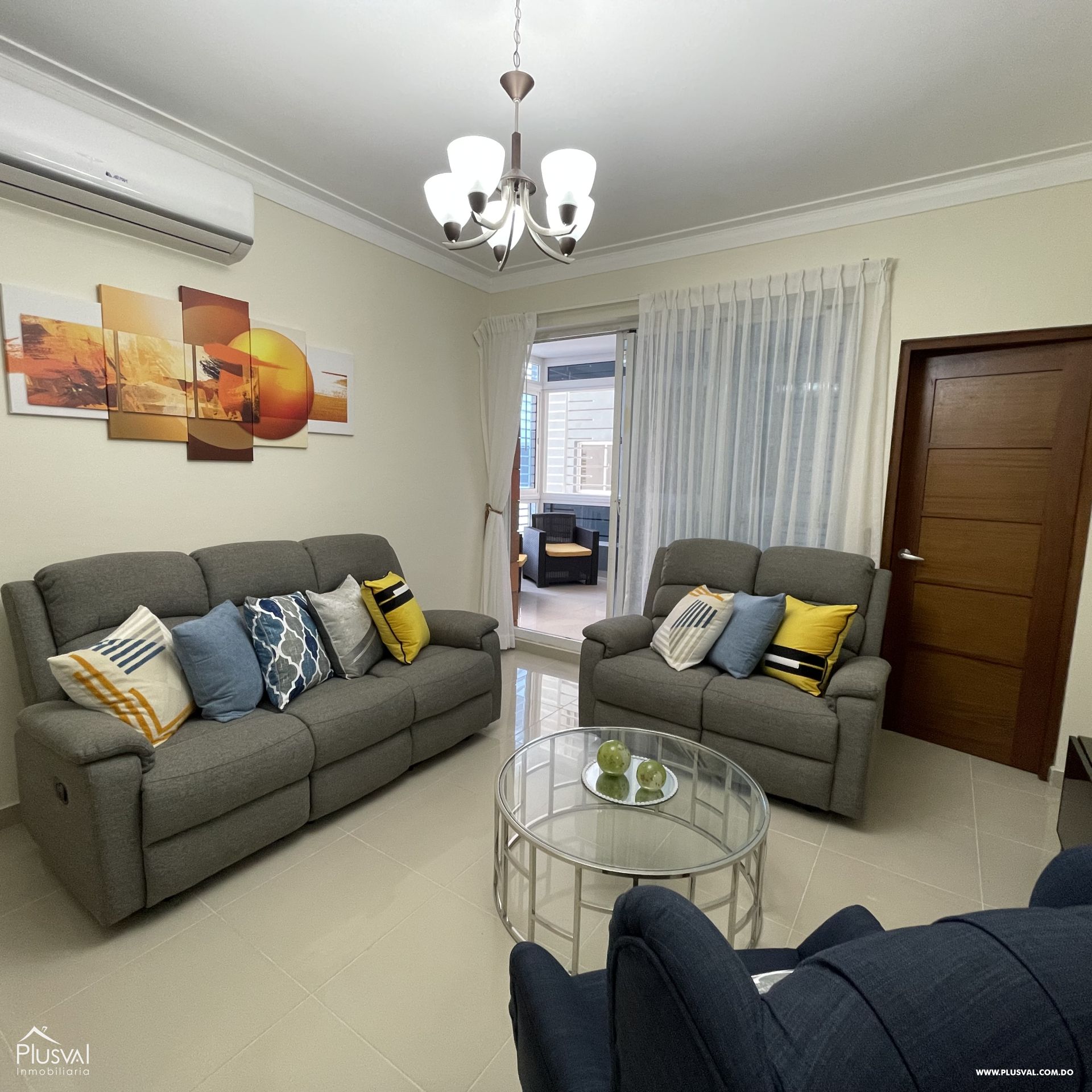 Apartamento en Alquiler en Evaristo Morales 256070