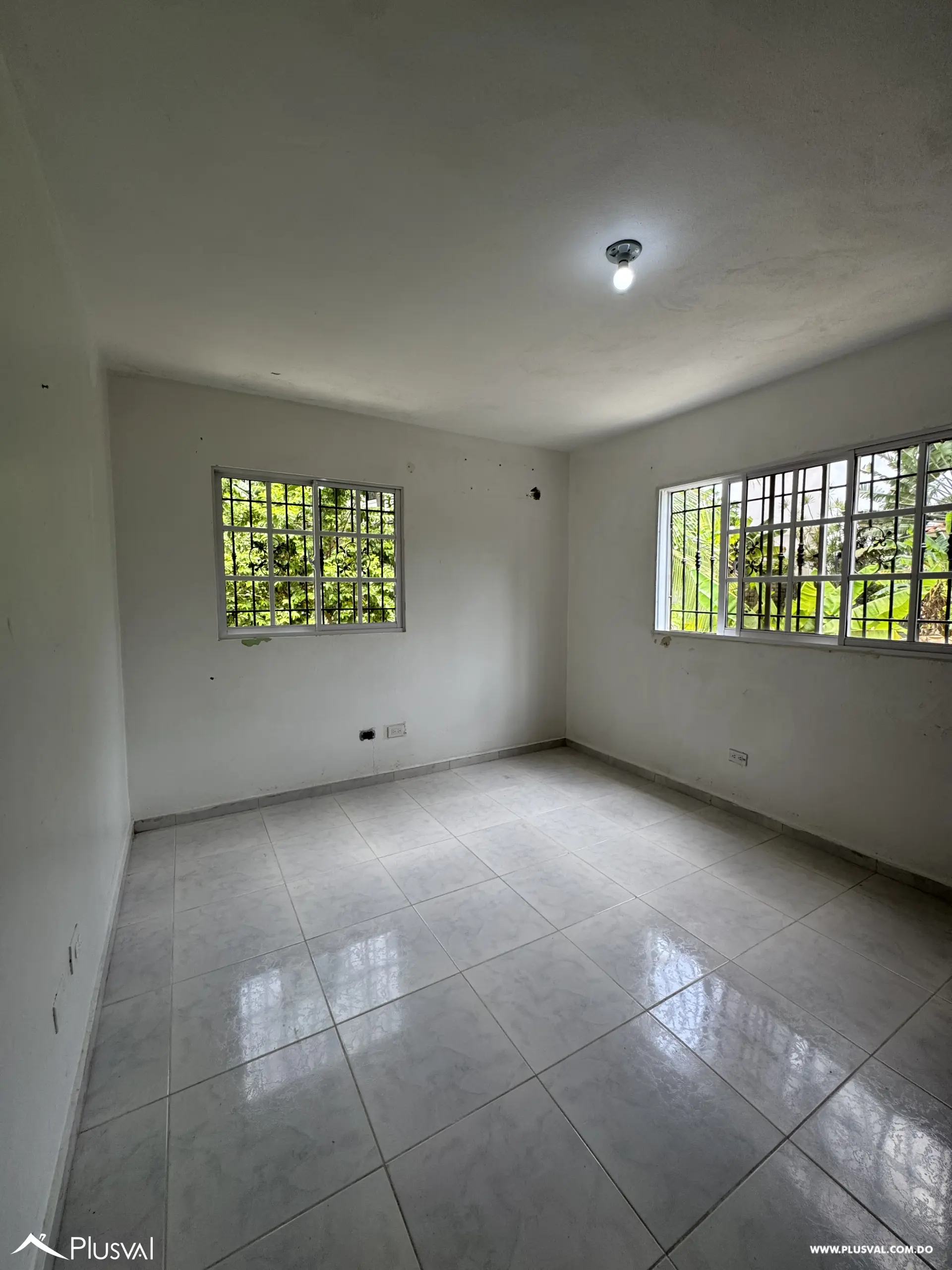 Alquilo Hermosa Casa de 2 Niveles en Resicencial El Ducado- Altos de Arroyo Hondo 518225