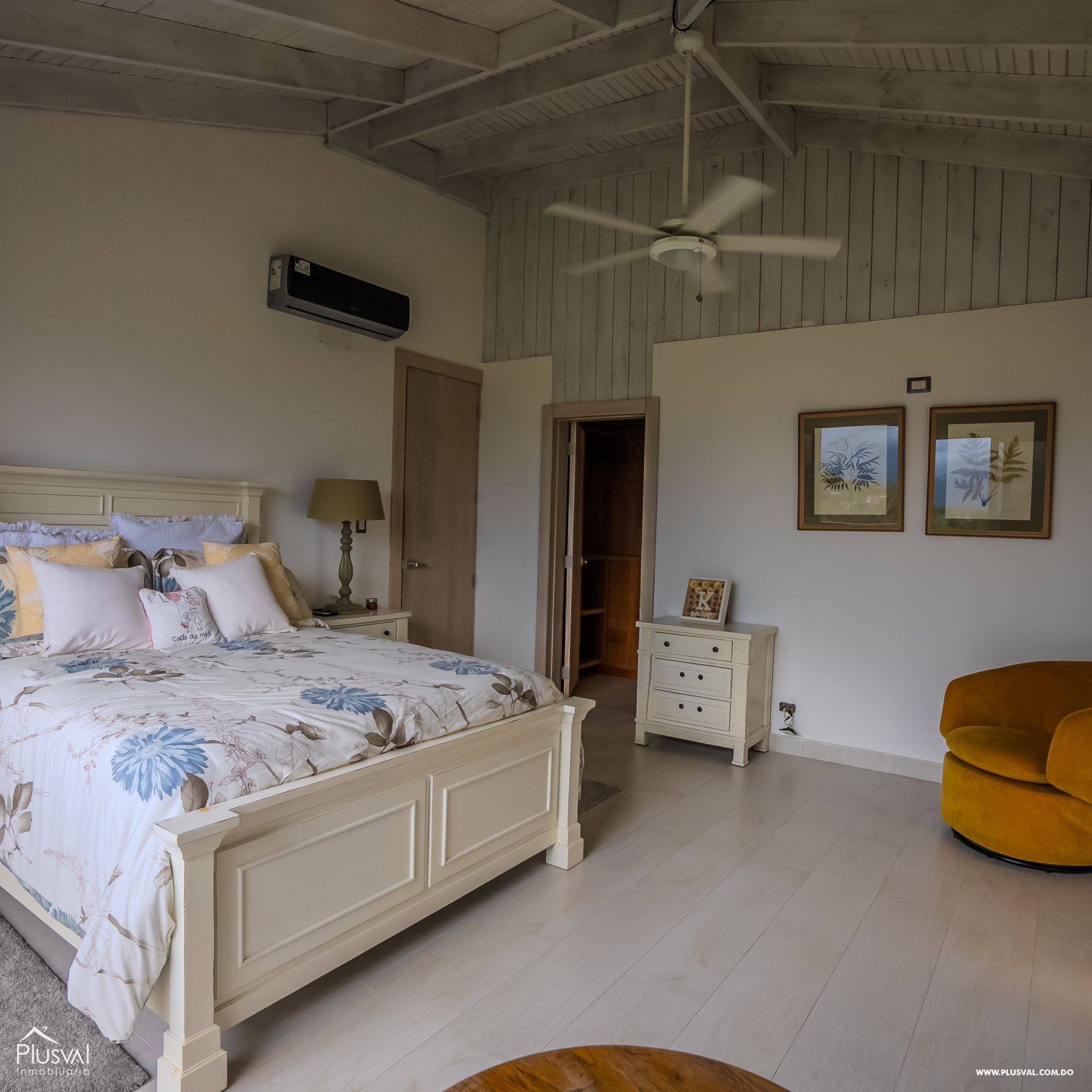 Moderna y cómoda villa a 40 minutos de la ciudad 418372
