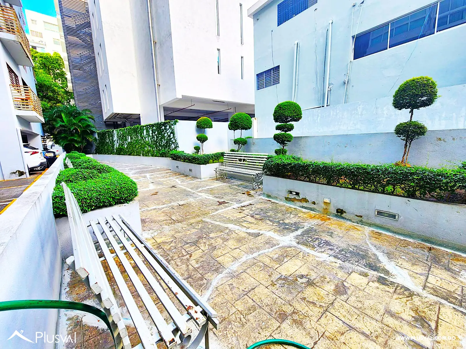 Apartamento de 3 habitaciones en  Evaristo Morales 480445