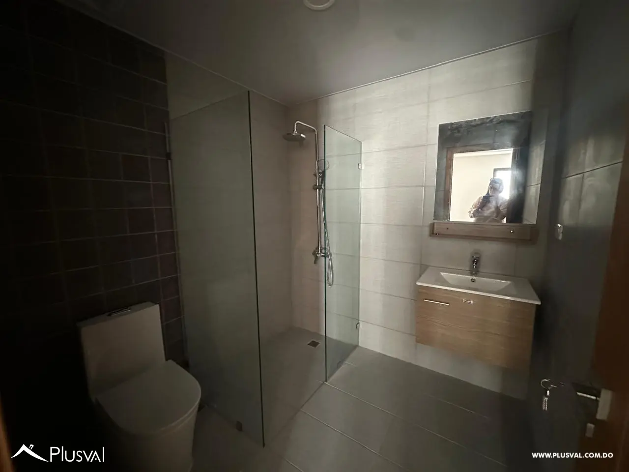Apartamento en alquiler de 2 habitaciones en el sector de Evaristo Morales 476675