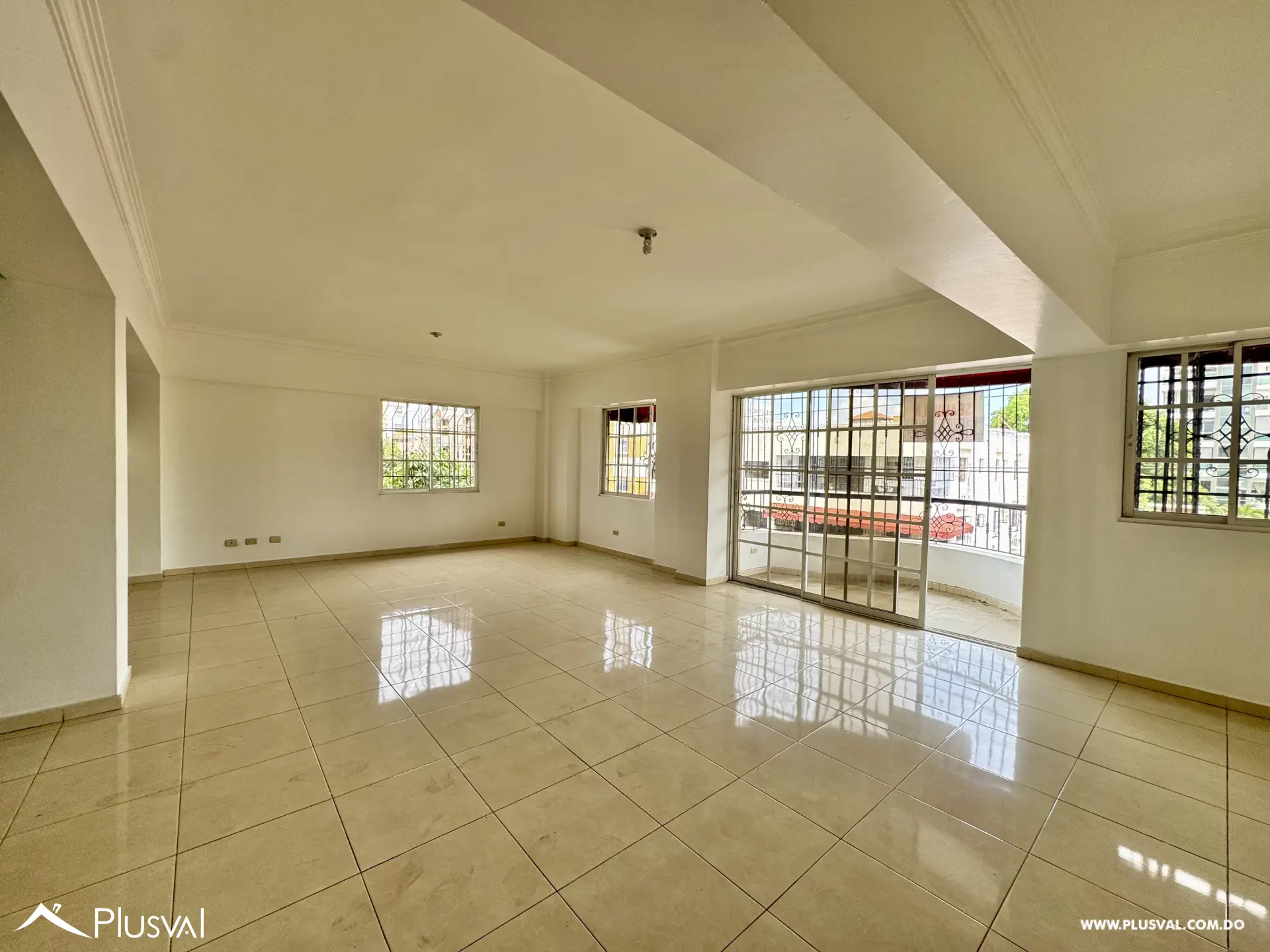 Alquilo Apto Tipo PH de 3 Niveles con amplia Terraza, en Mirador Norte 527622