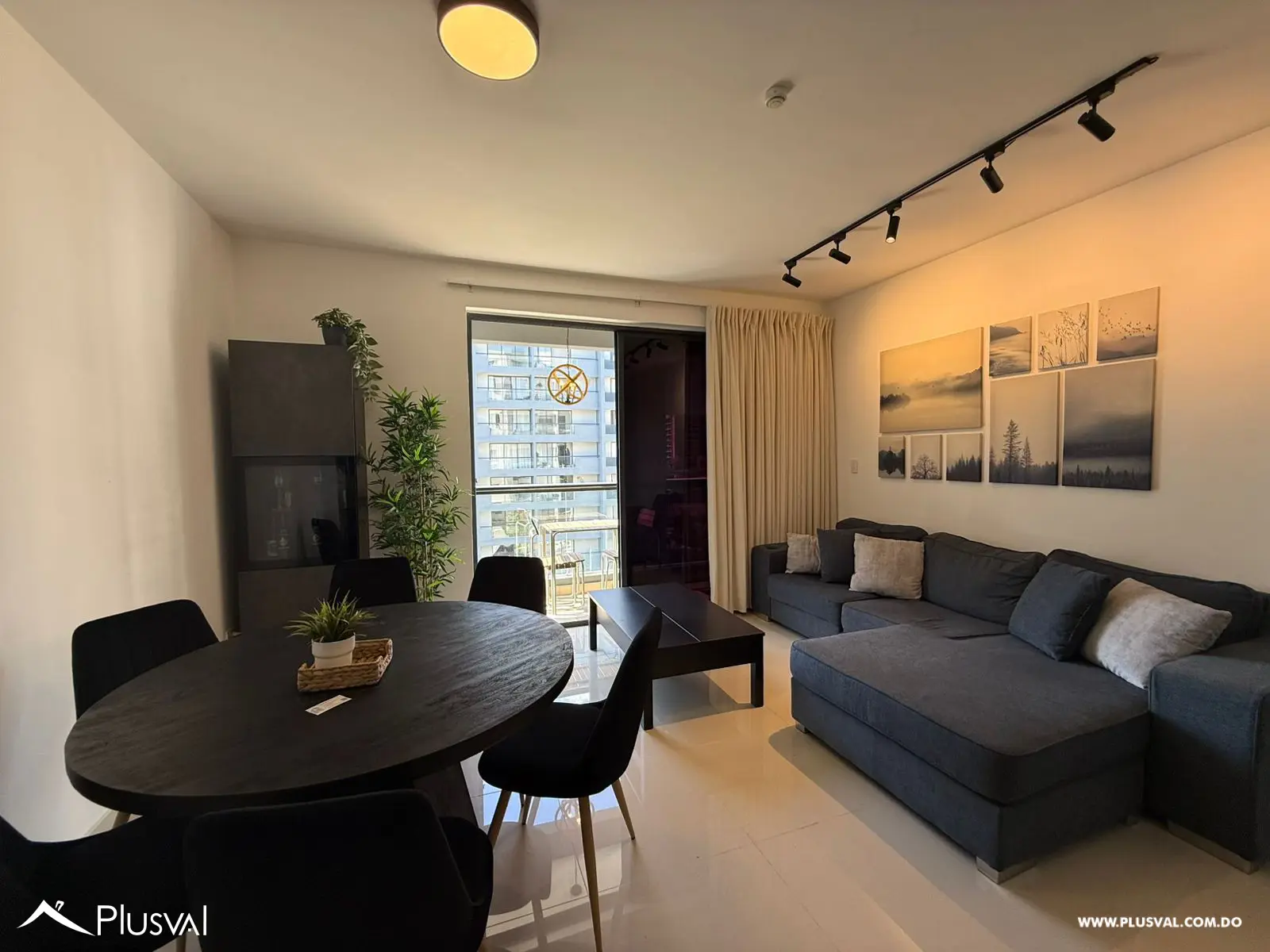 Amplio Apartamento de 3 Habitaciones y Estudio en la Ave. Hispanoaméricana 519967
