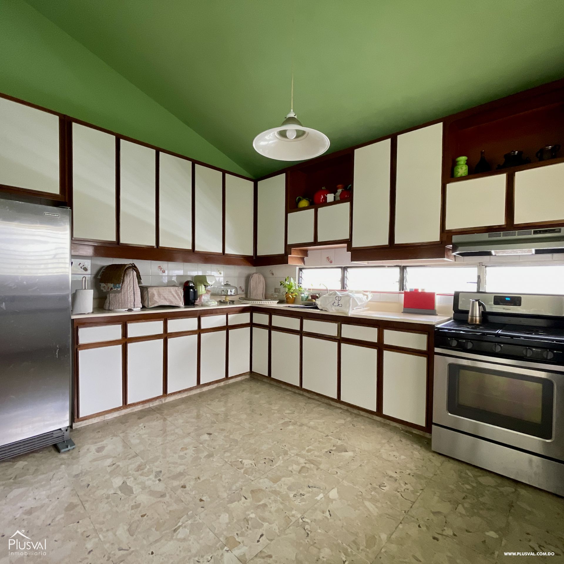 Casa en Venta en Los Ríos, Grandes Espacios, patio y Jardín 215363
