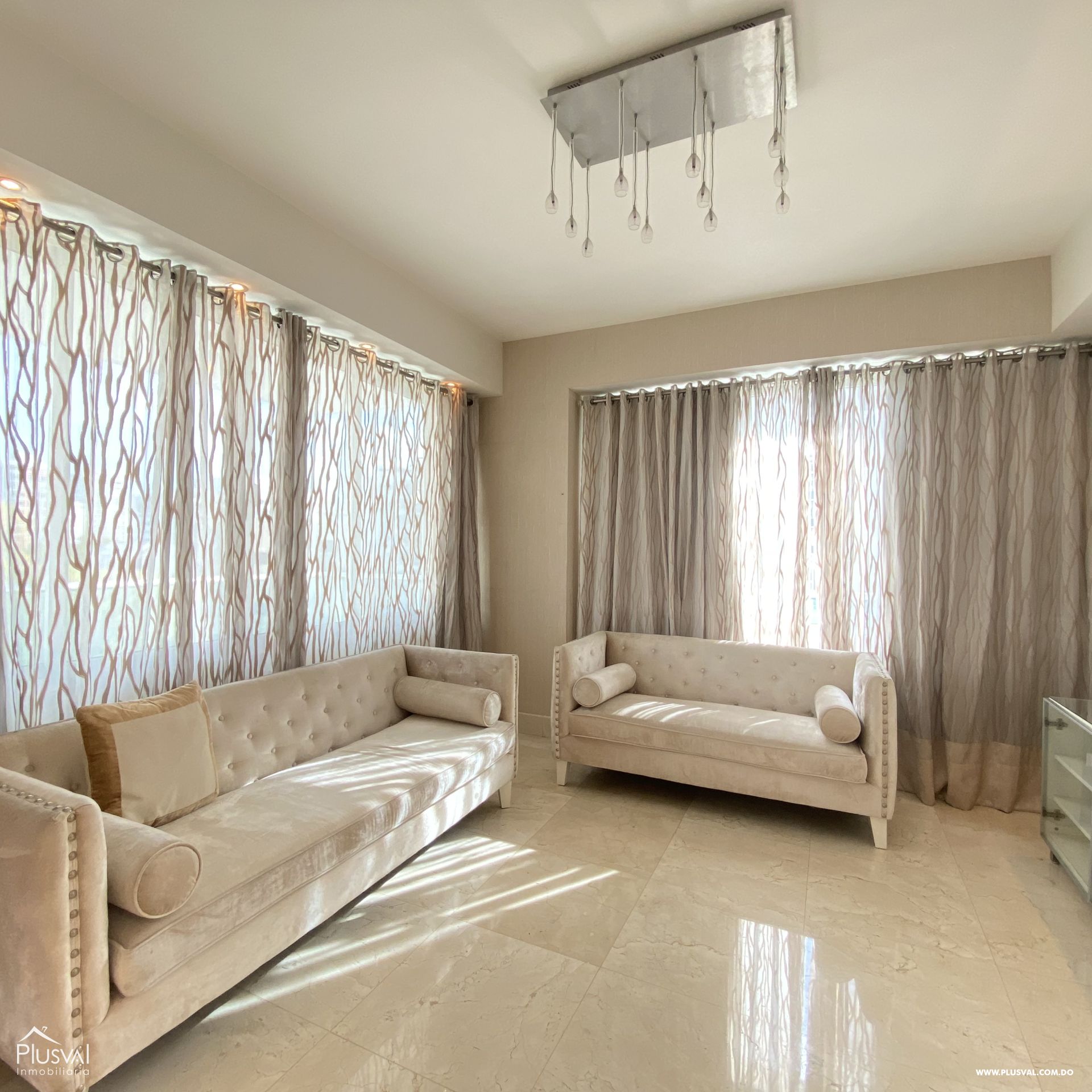 Alquilo Excelente Apartamento en el Corazón  Piantini 430602