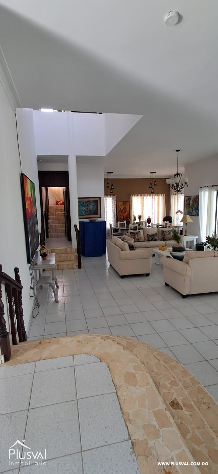 Villa de dos niveles en alquiler en Haina 472981