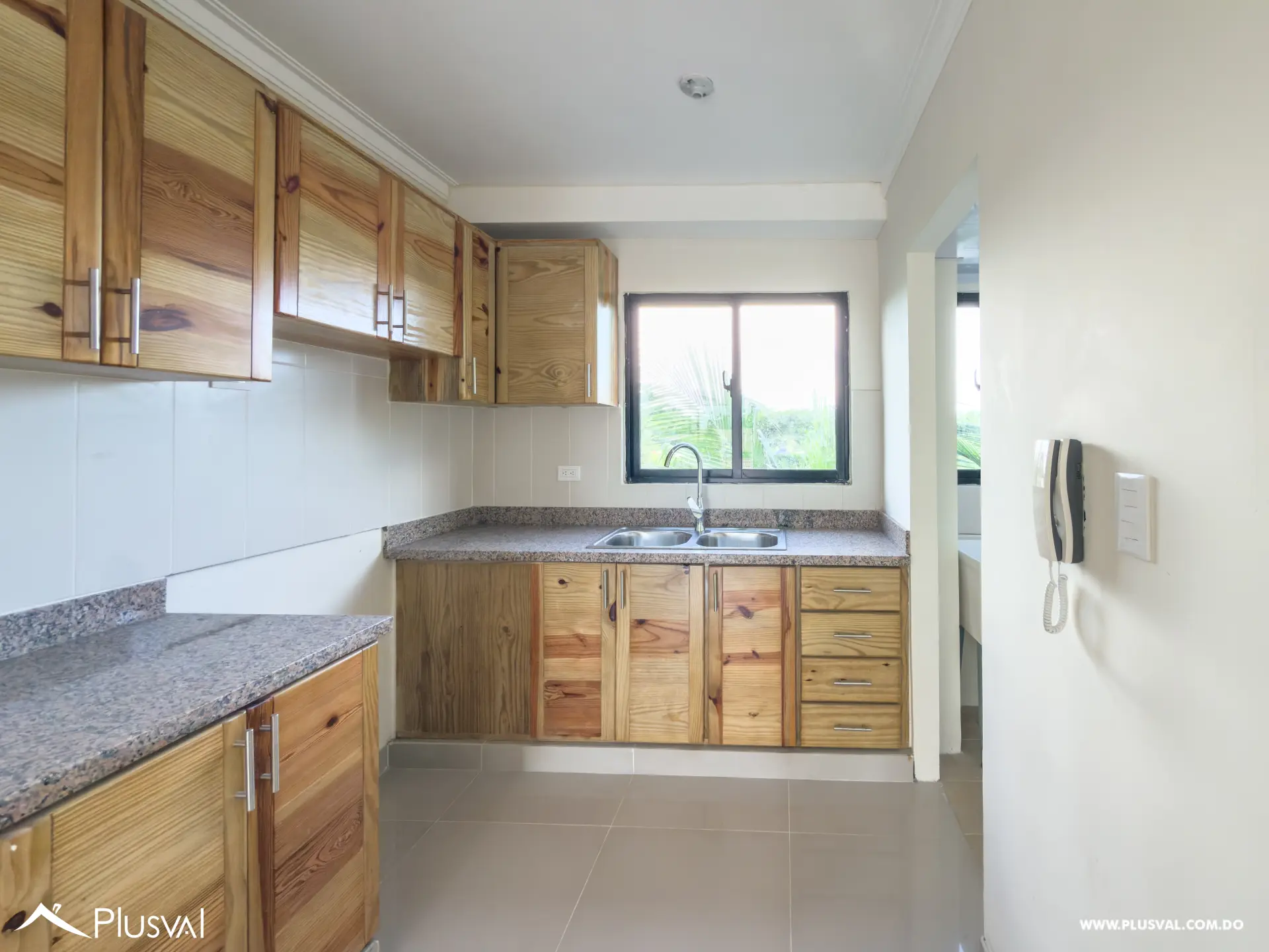 Apartamento en Venta en Santo Domingo Este con 3 Habitaciones + 1 parqueo 476236