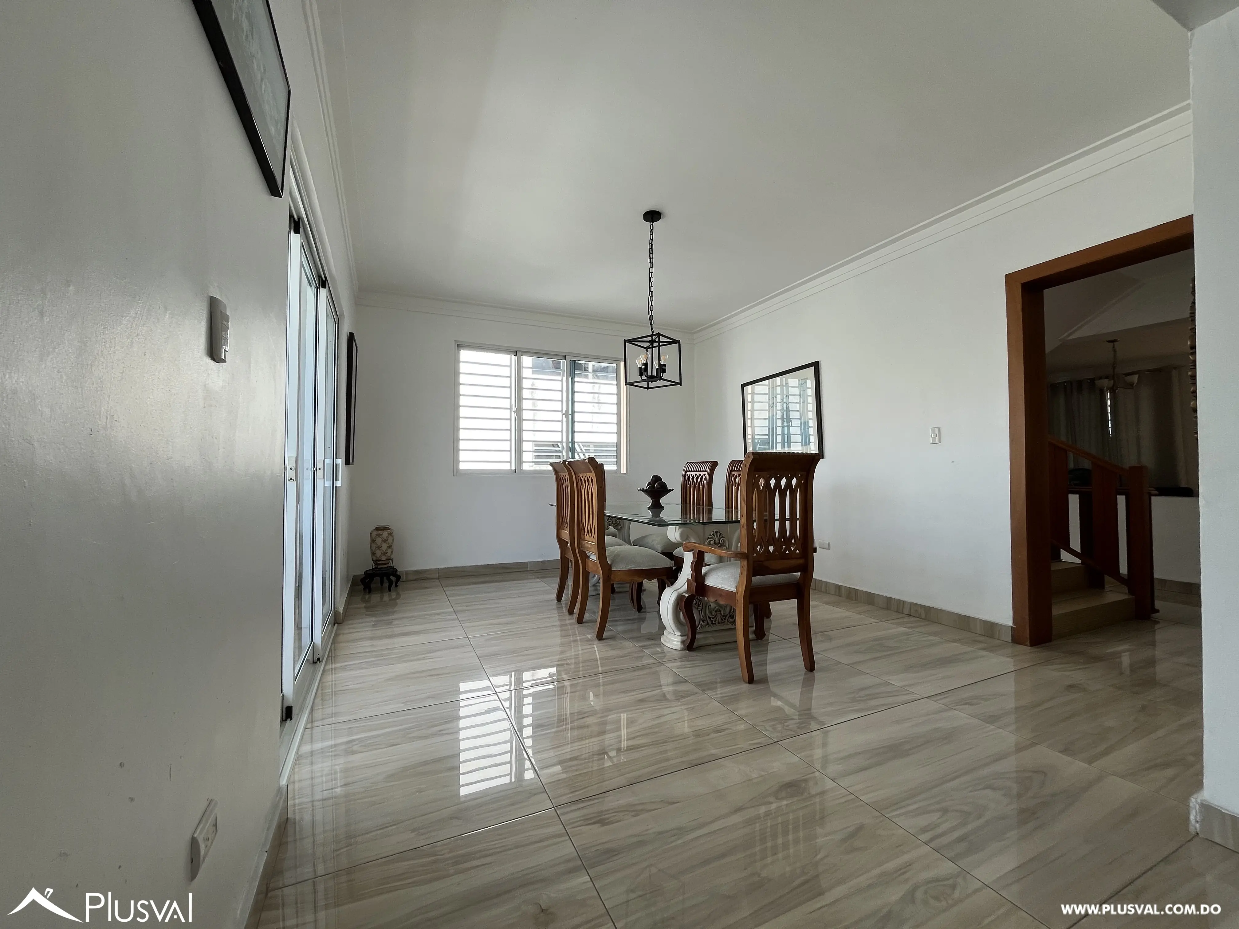 Acogedora casa de 4 habitaciones en Colinas del Oeste 500062