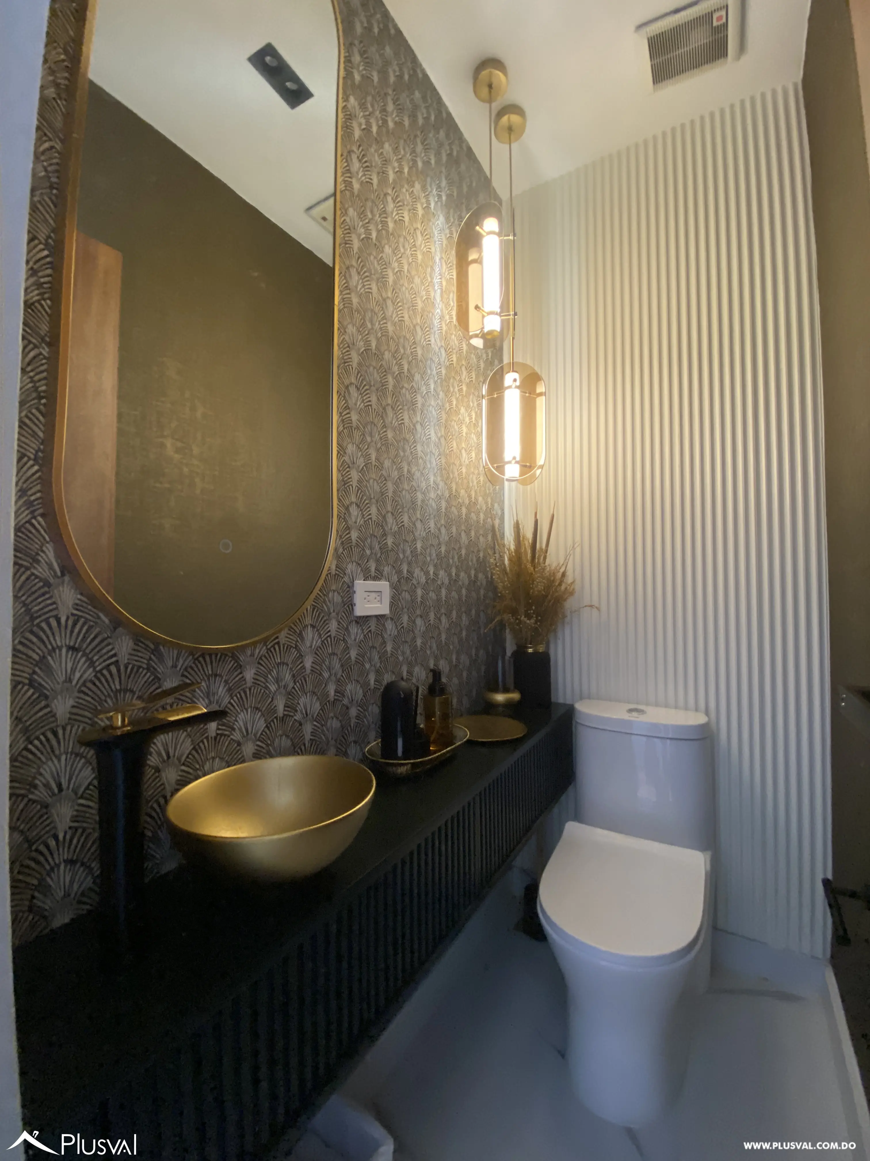 Penthouse de 3 niveles en venta en Jardines del Sur con terraza privada y vista al mar 460874