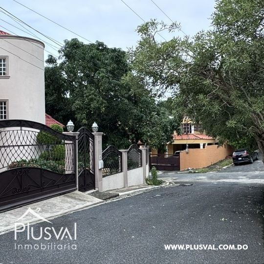 Casa de 2 niveles en El Ducado, sector Los Ríos 380318