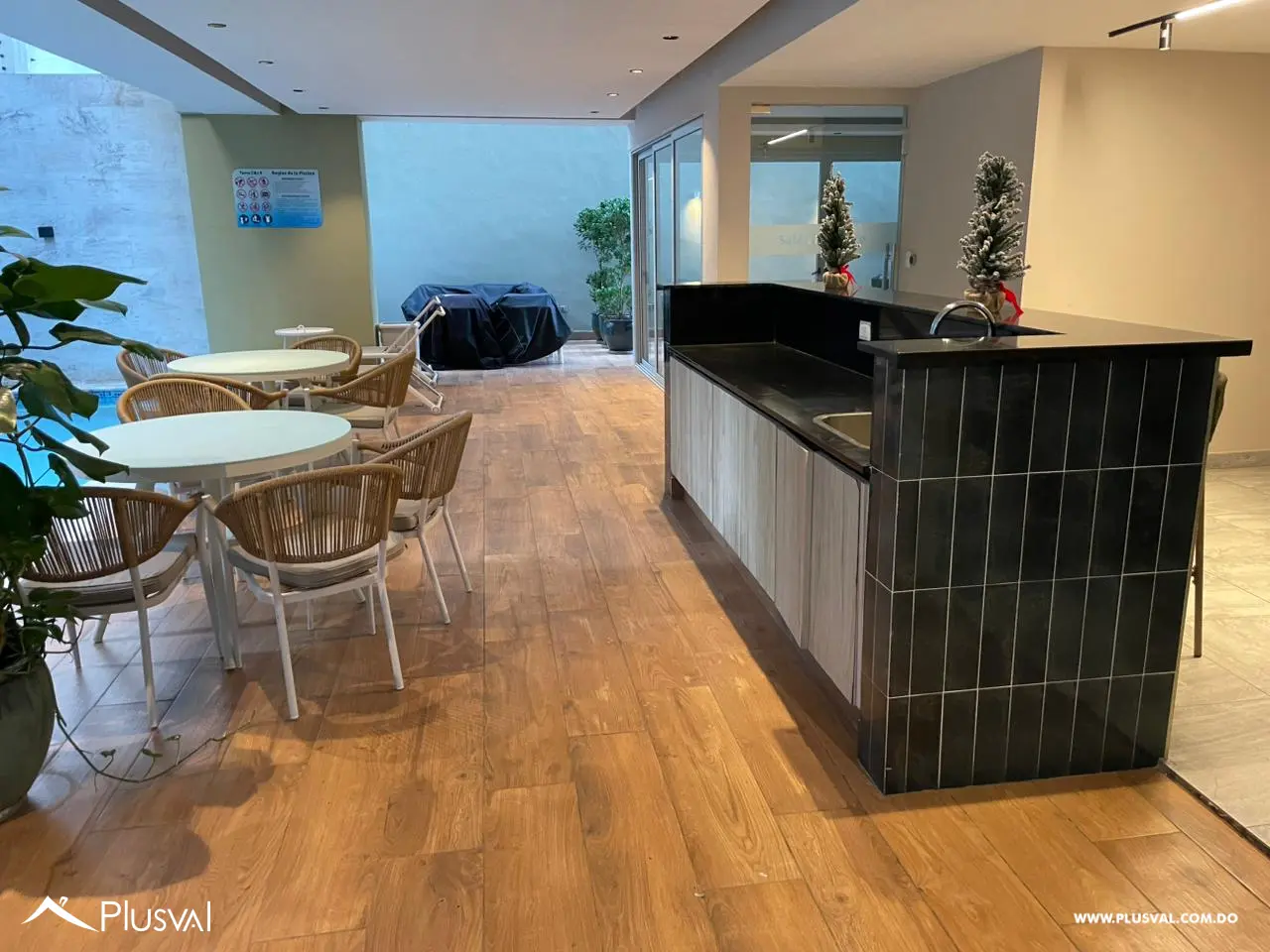 Excelente apartamento en venta en piso alto en Naco 467895