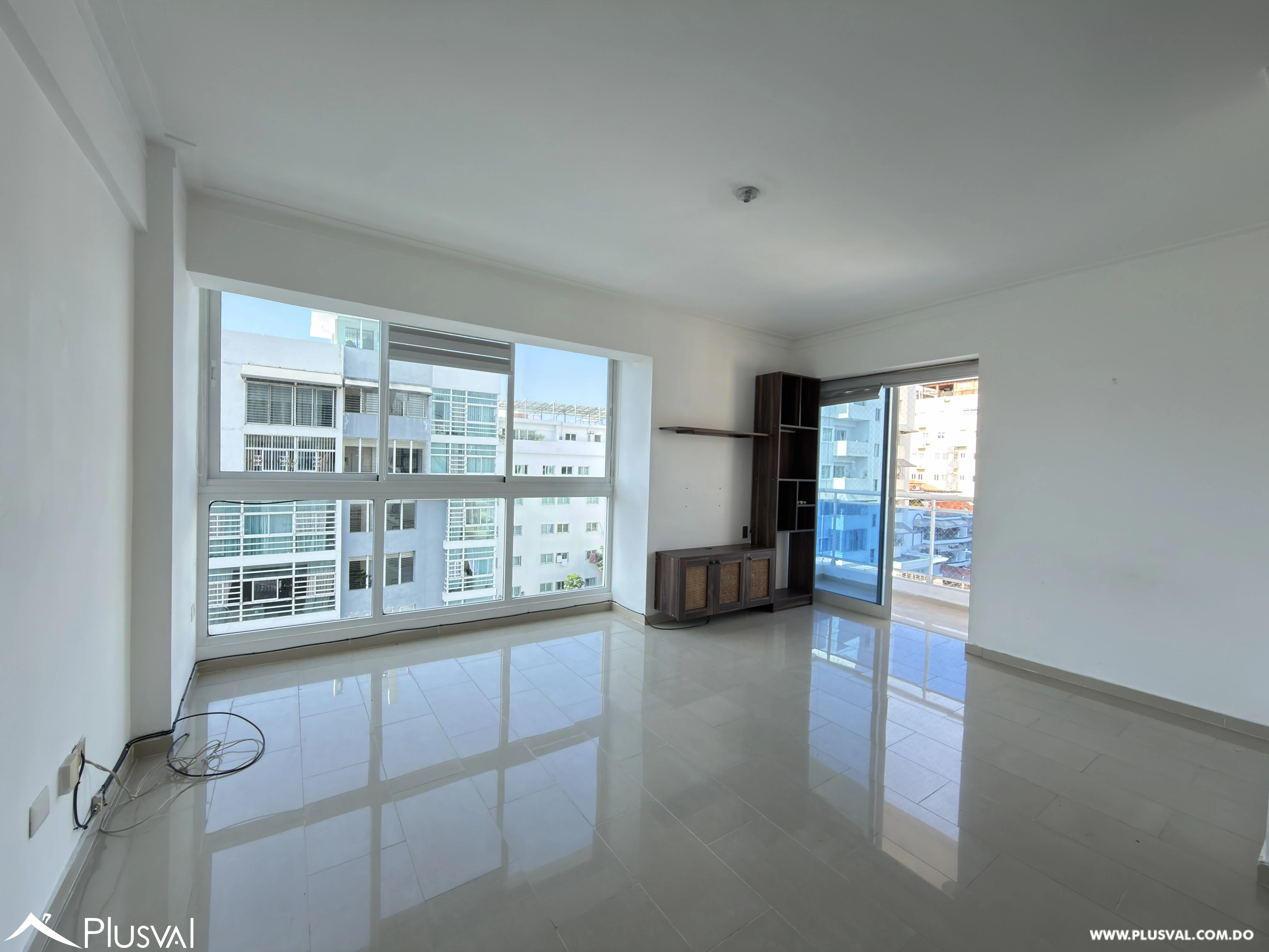 Alquilo apartamento de 3 habitaciones en Bella Vista 513341
