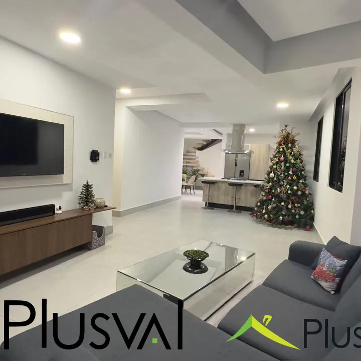 Amplio Penthouse en venta en Evaristo Morales 444540