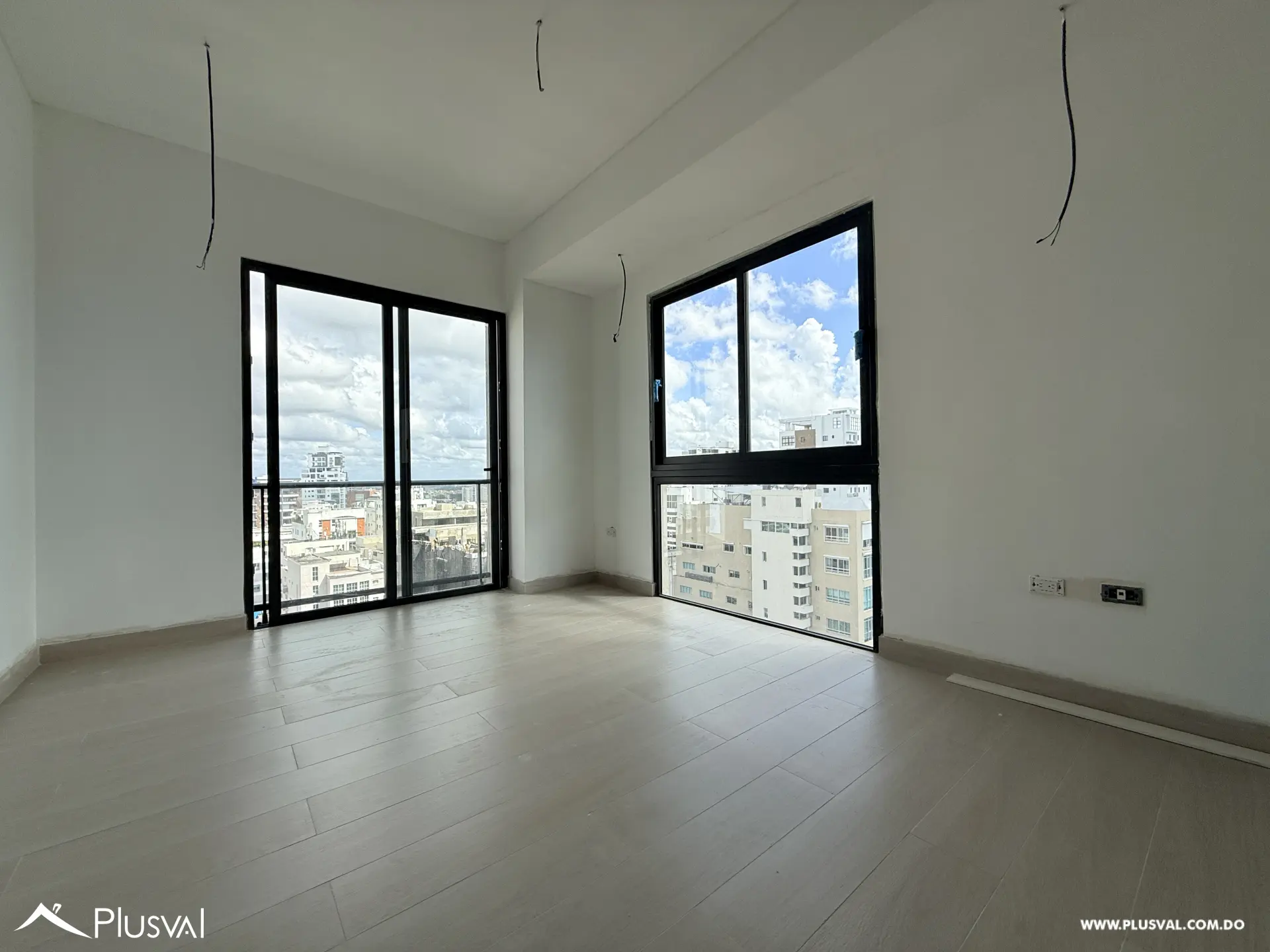 Apartamento Premium de 1 Habitación en Piso 11 en Serrallés con Vista Panorámica y US$10,000 de Descuento por Feria 497964
