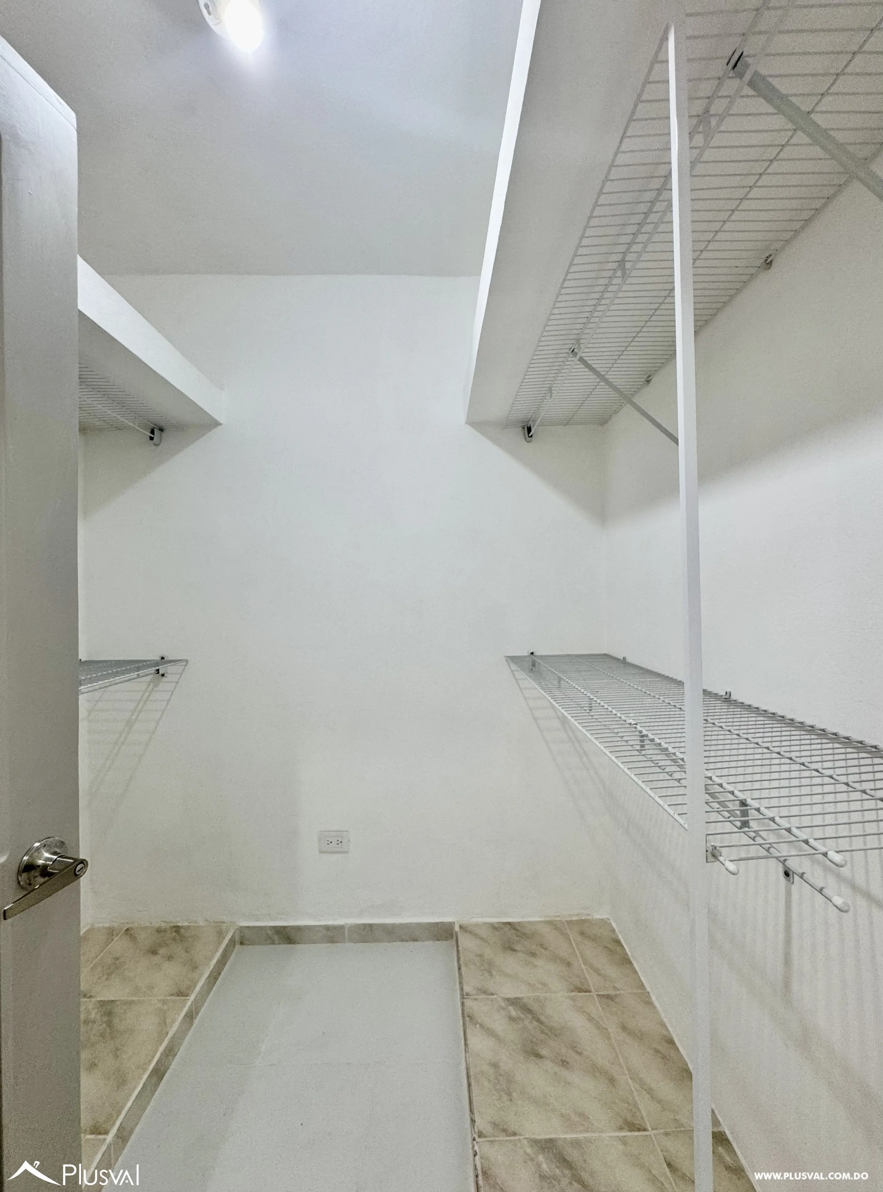 Alquilo Maravillosa Casa en Residencial Cerrado en Cuesta Hermosa II 486414