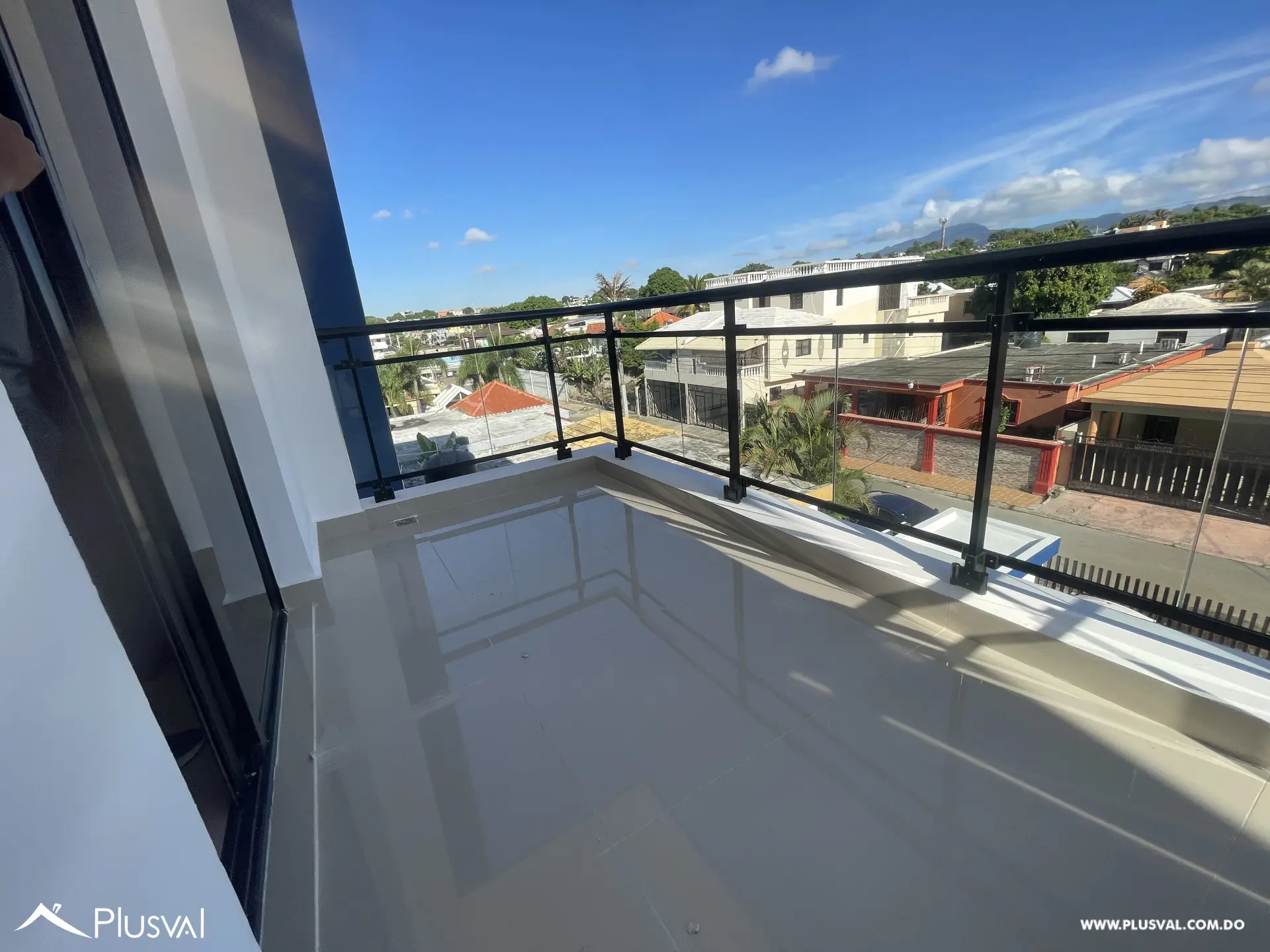 Intimo proyecto de apartamentos, en fase de terminación 533203