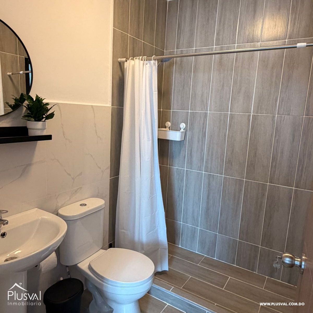 Apartamento amueblado en Renta de 1 habitación en 4to nivel con areas sociales completas en Punta Cana 491953