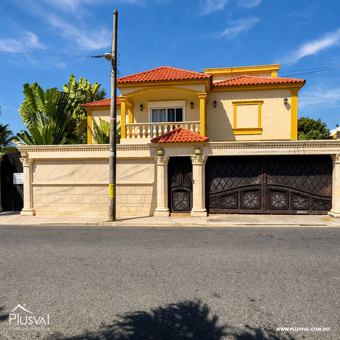 Casa de amplia con Piscina a 3 Minutos del Próximo City Center 498913