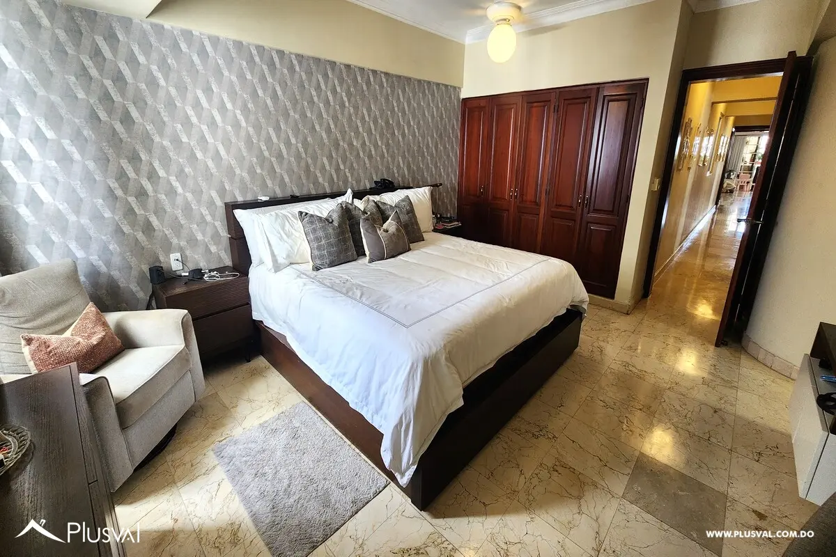 Se vende apartamento clasico en Naco. 469457