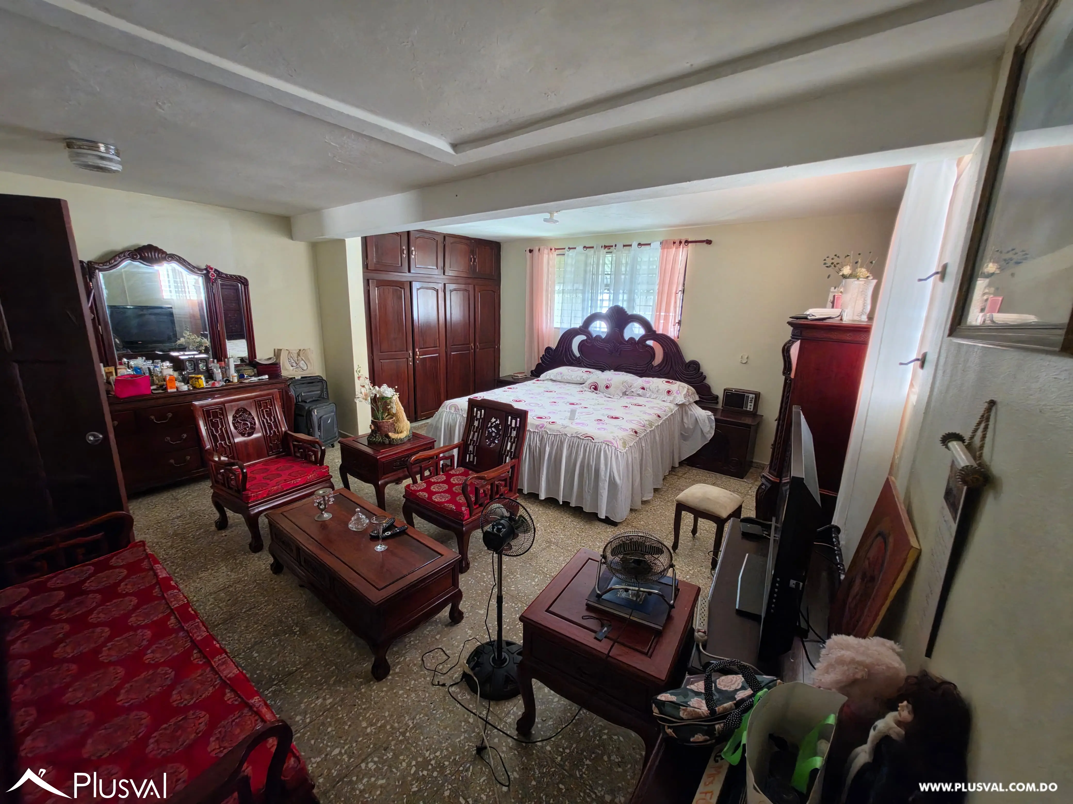 Casa en Venta con Gran Potencial Comercial Próxima a Sabana Larga en Ensanche Ozama 499346