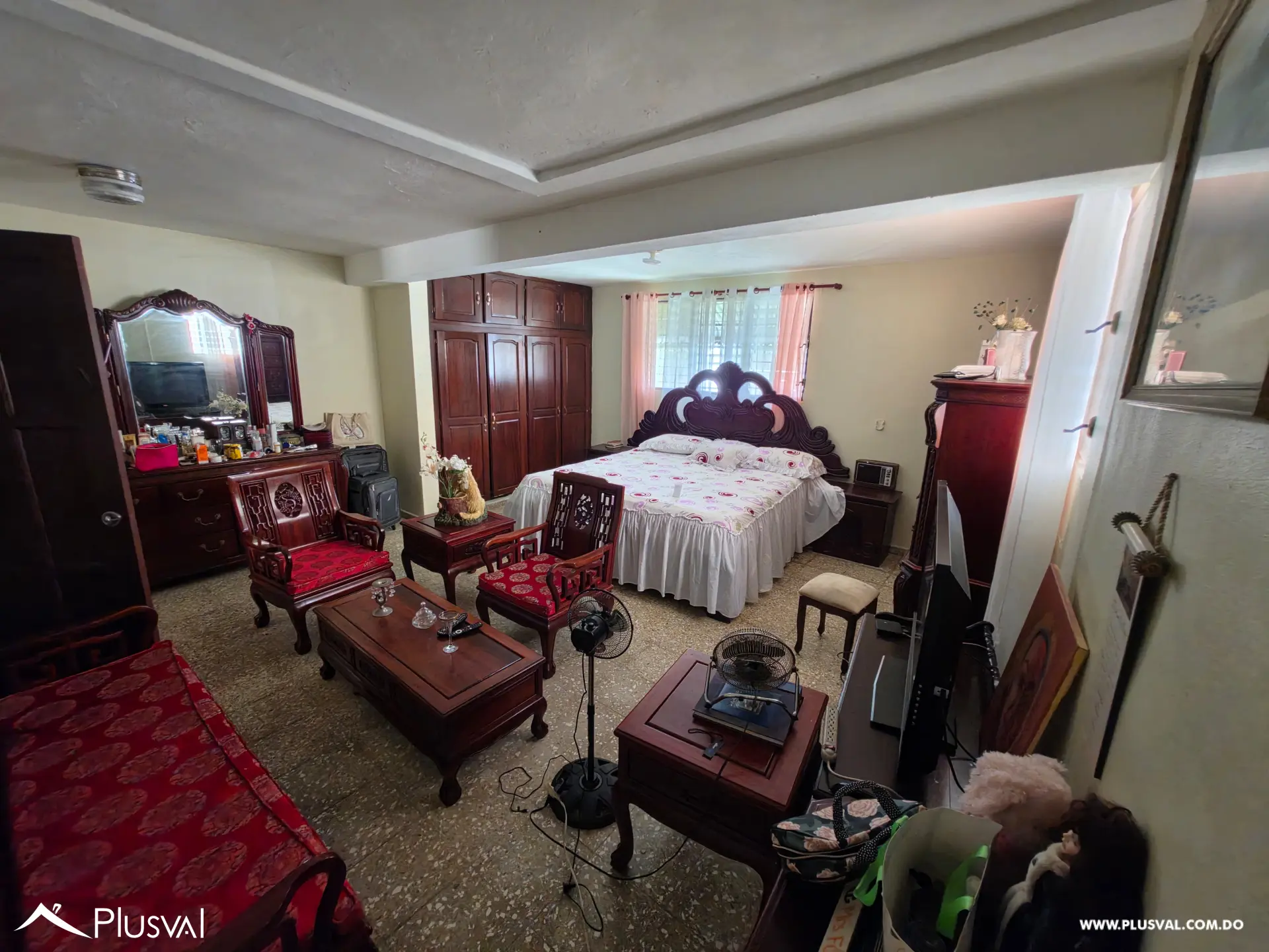 Casa en Venta con Gran Potencial Comercial Próxima a Sabana Larga en Ensanche Ozama 499346