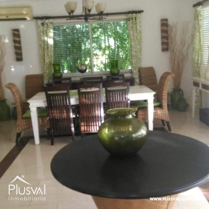 Villa en alquiler en Metro 312429